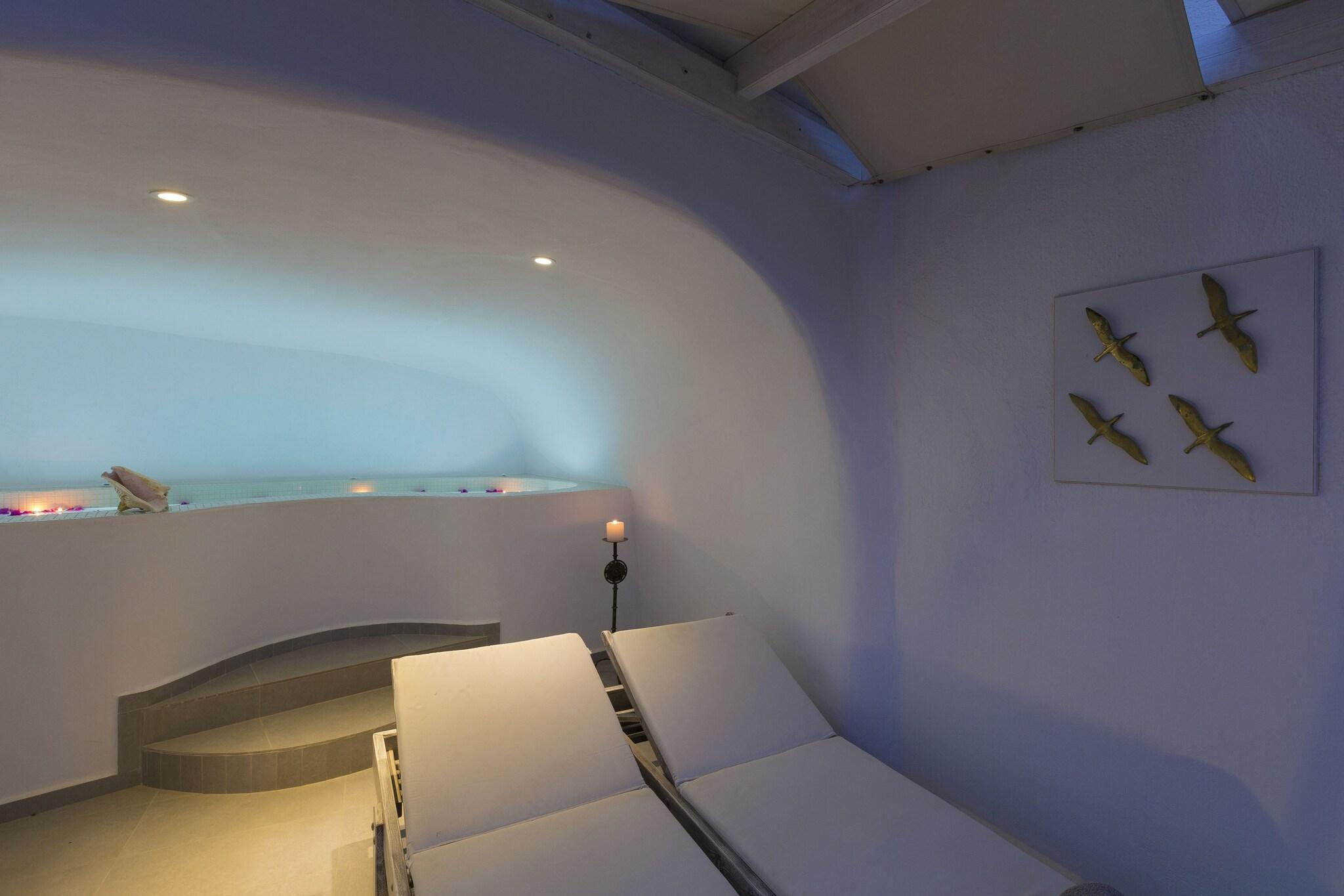 Cave Sea View Honeymoon