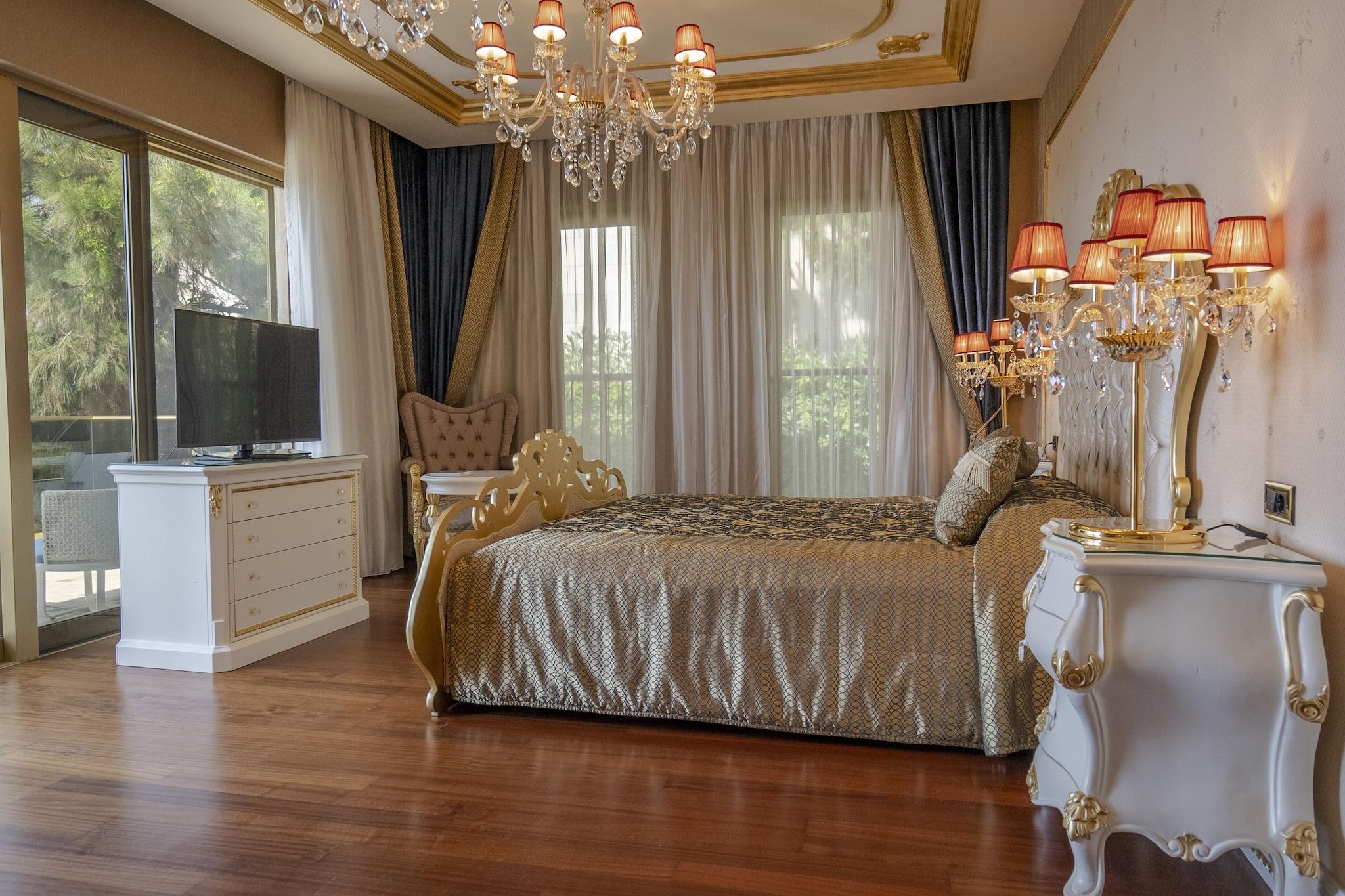 Double Superior King Bed