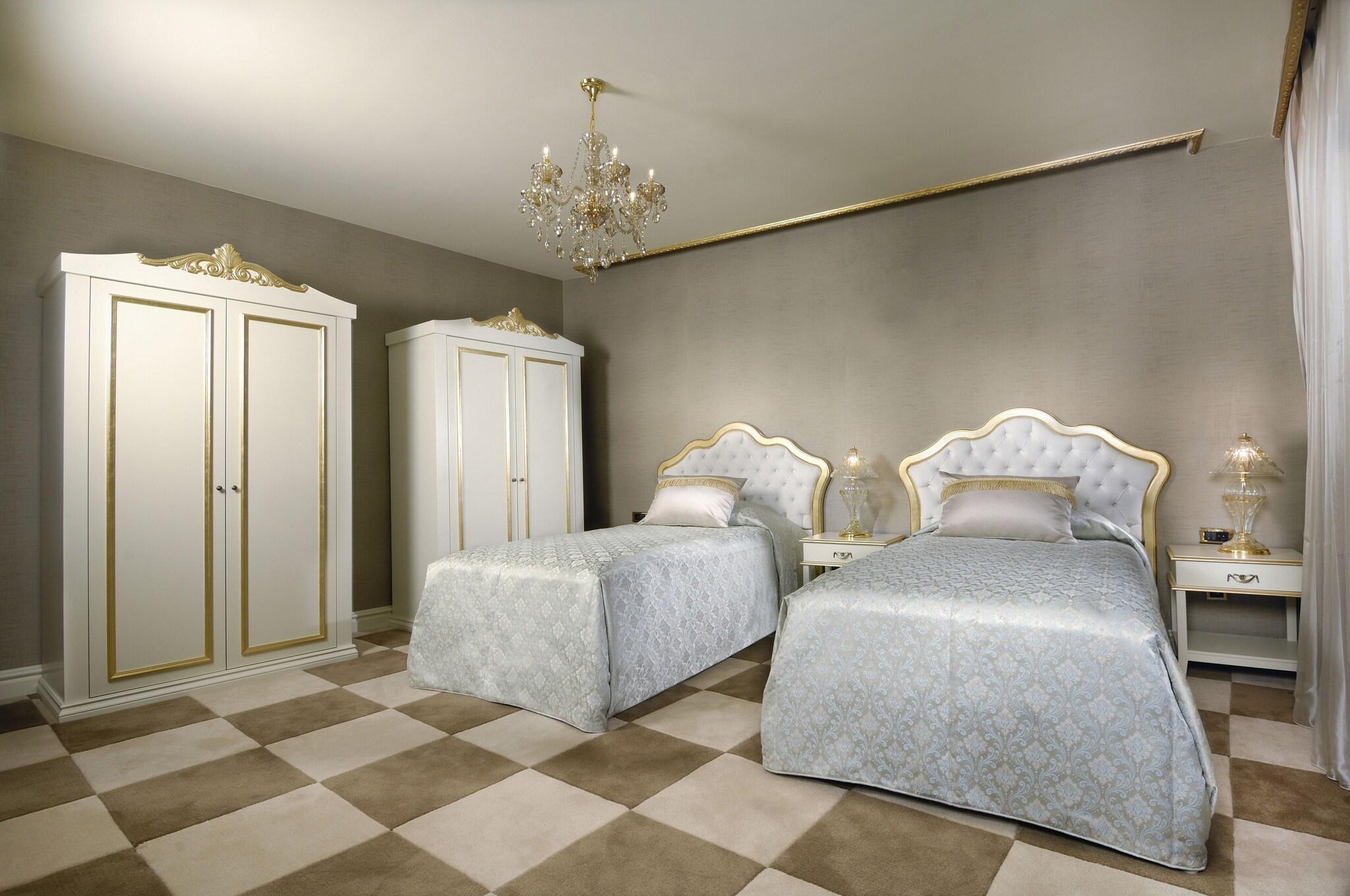 Villa Deluxe King Bed