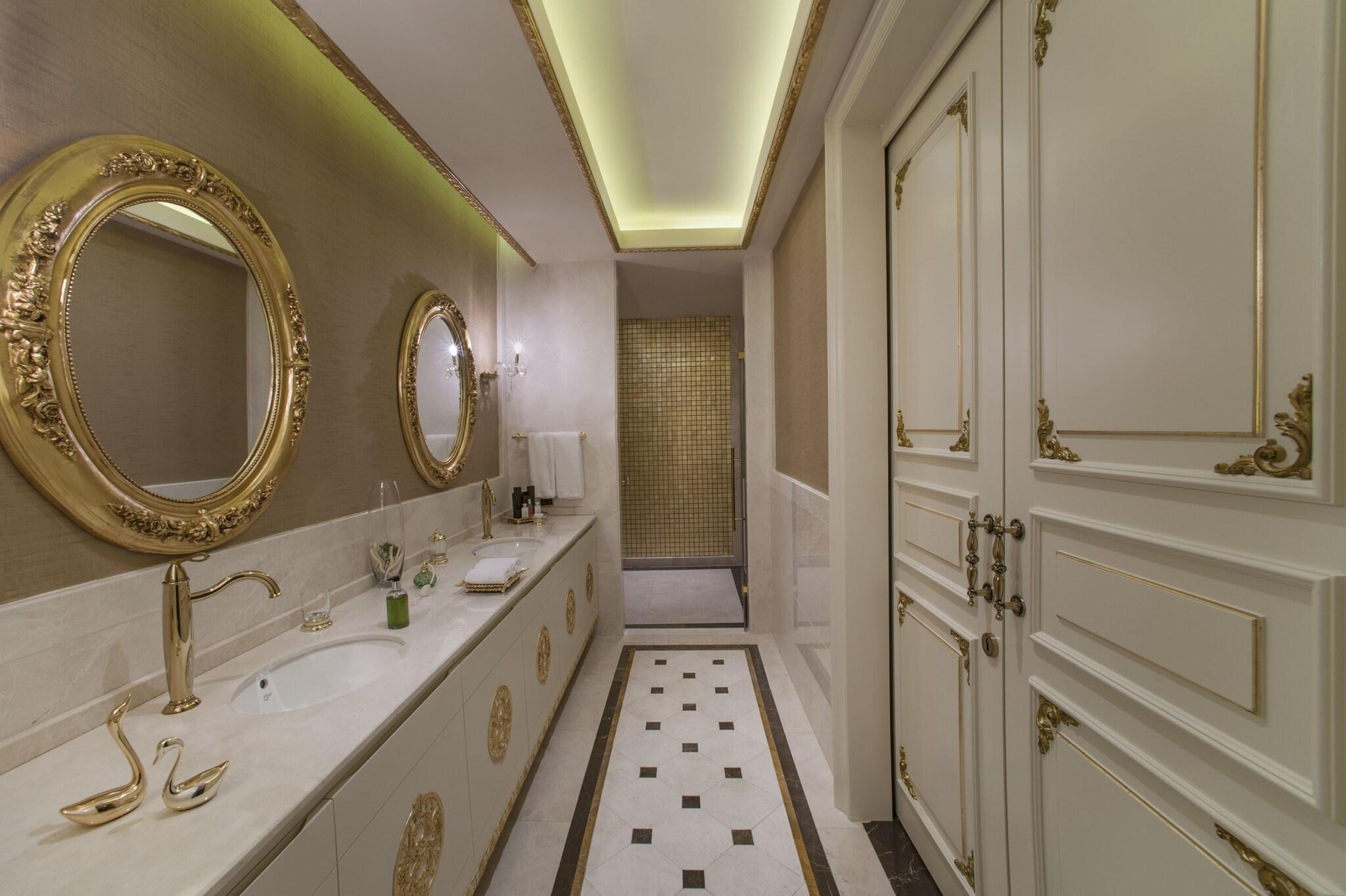 Suite Premium King Bed