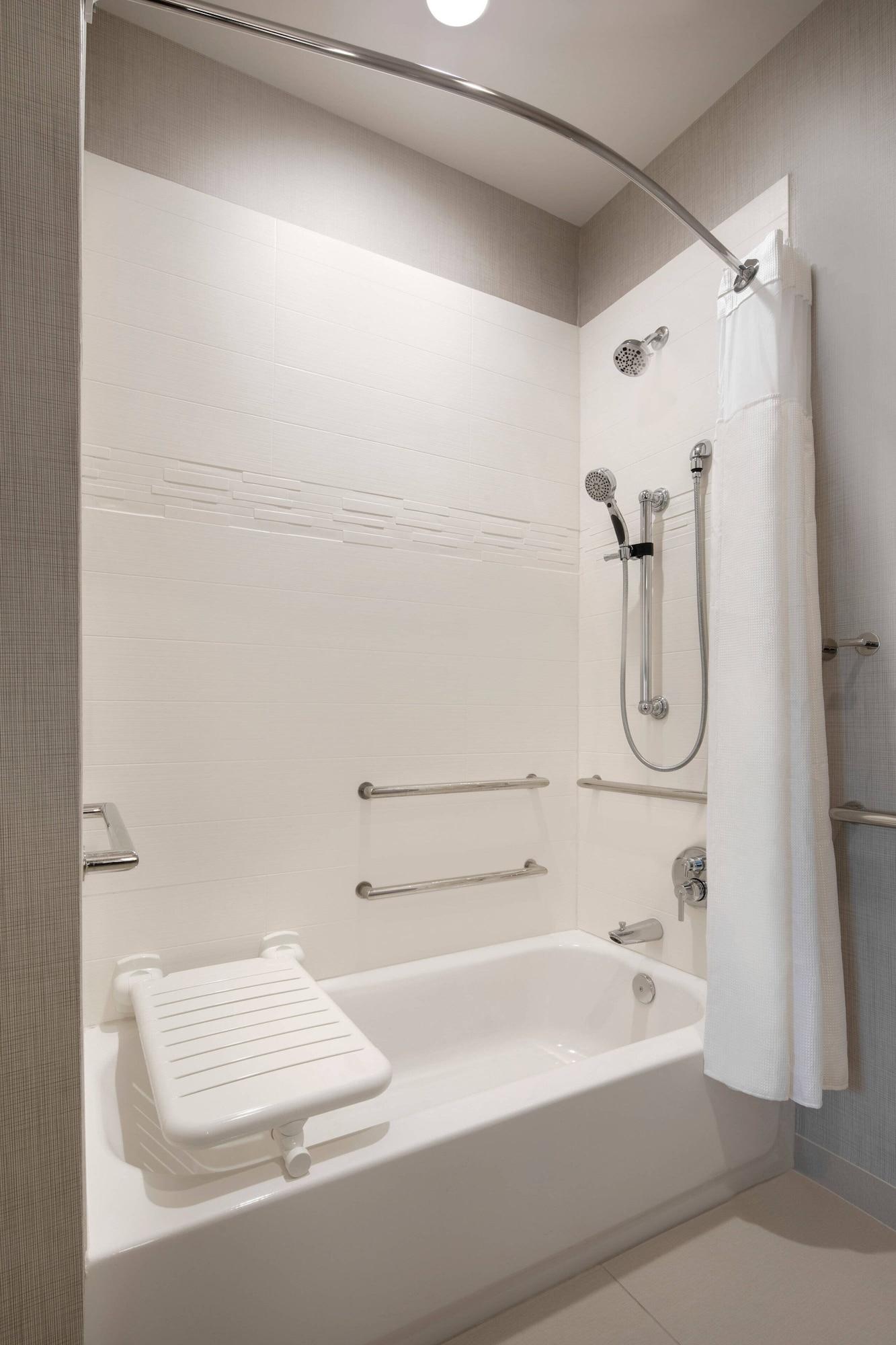 Studio King Size Bed