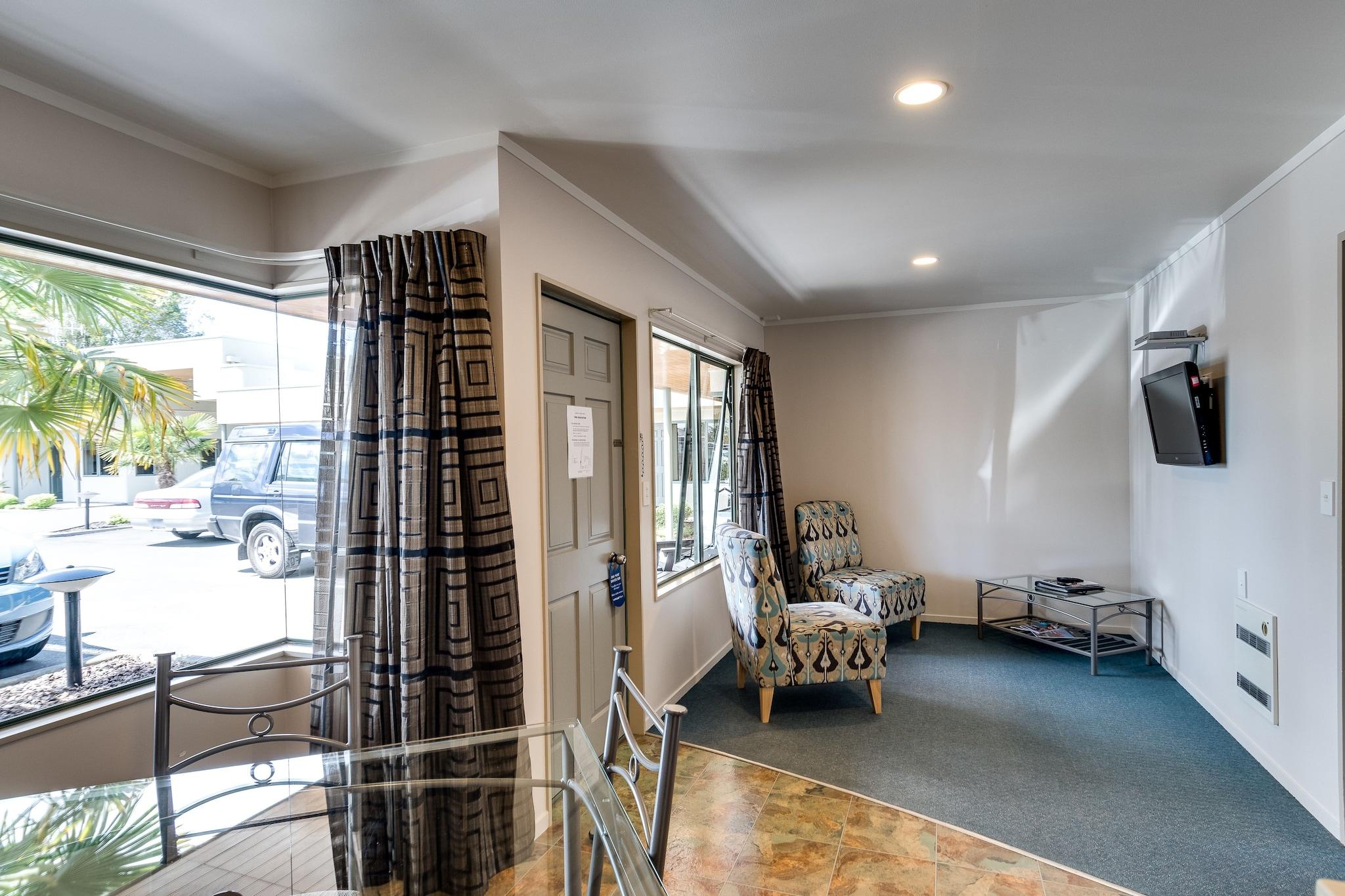 Suite King Bed One Bedroom 