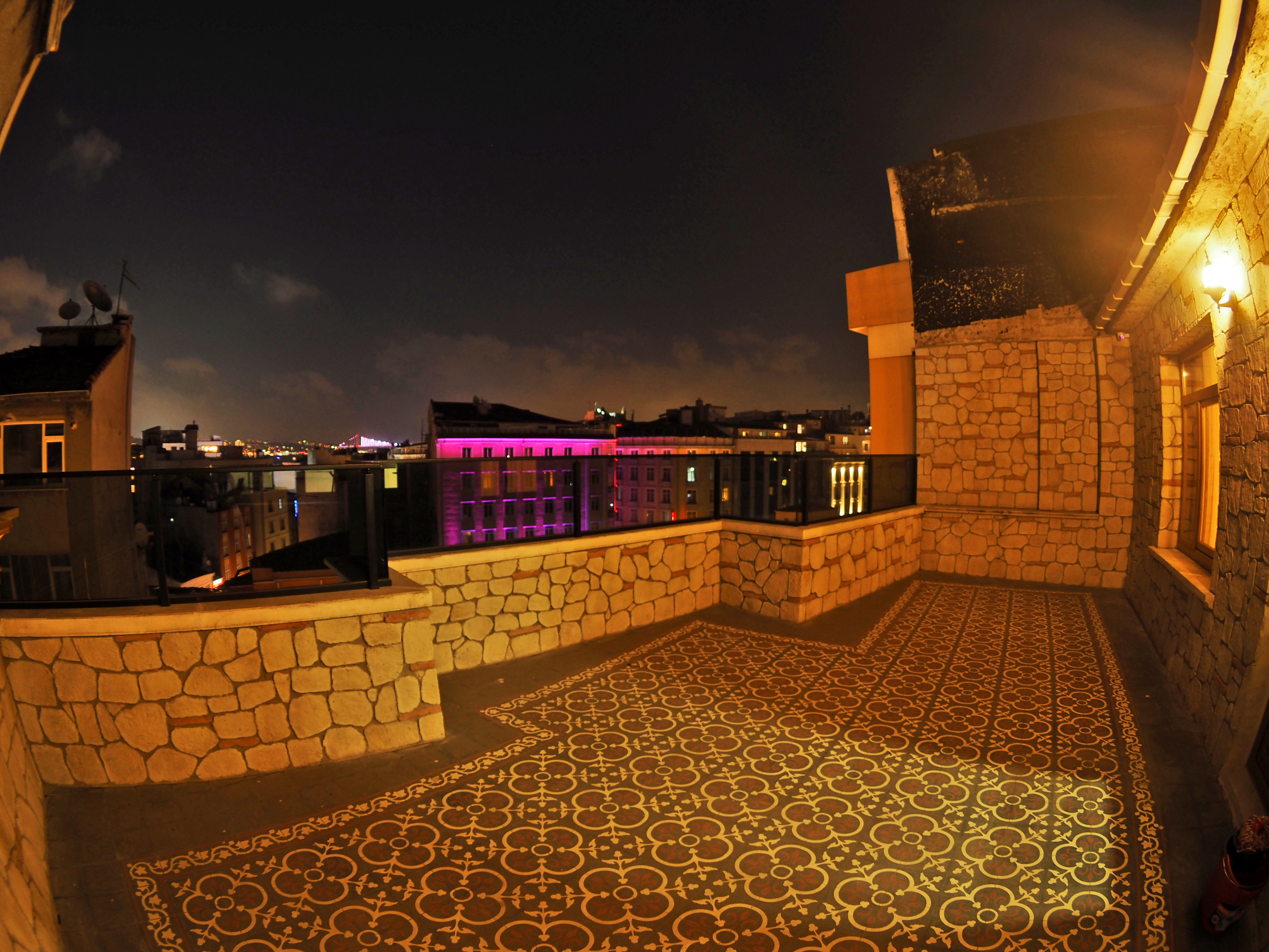 Double Private External Bathroom