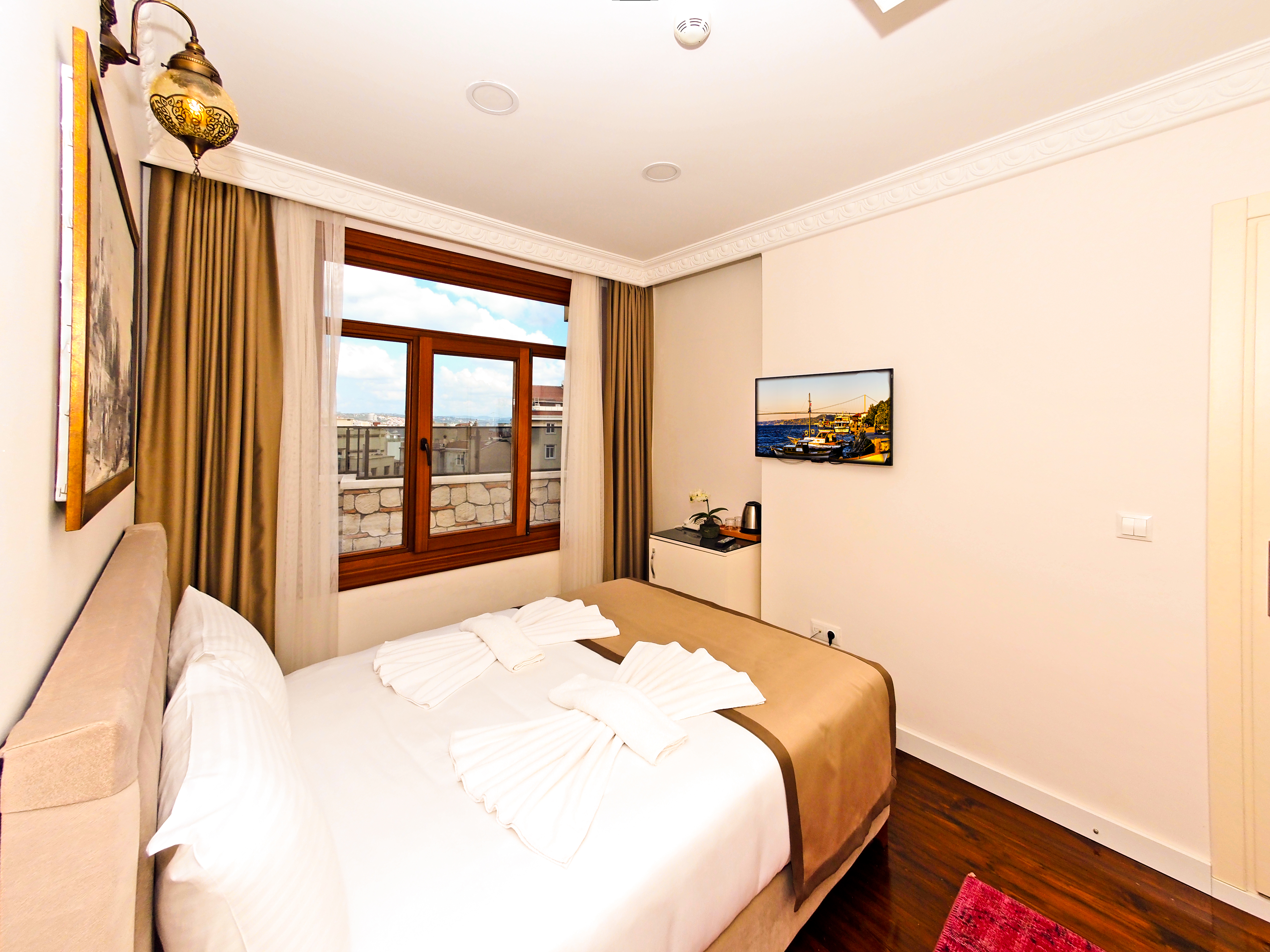 Double Private External Bathroom