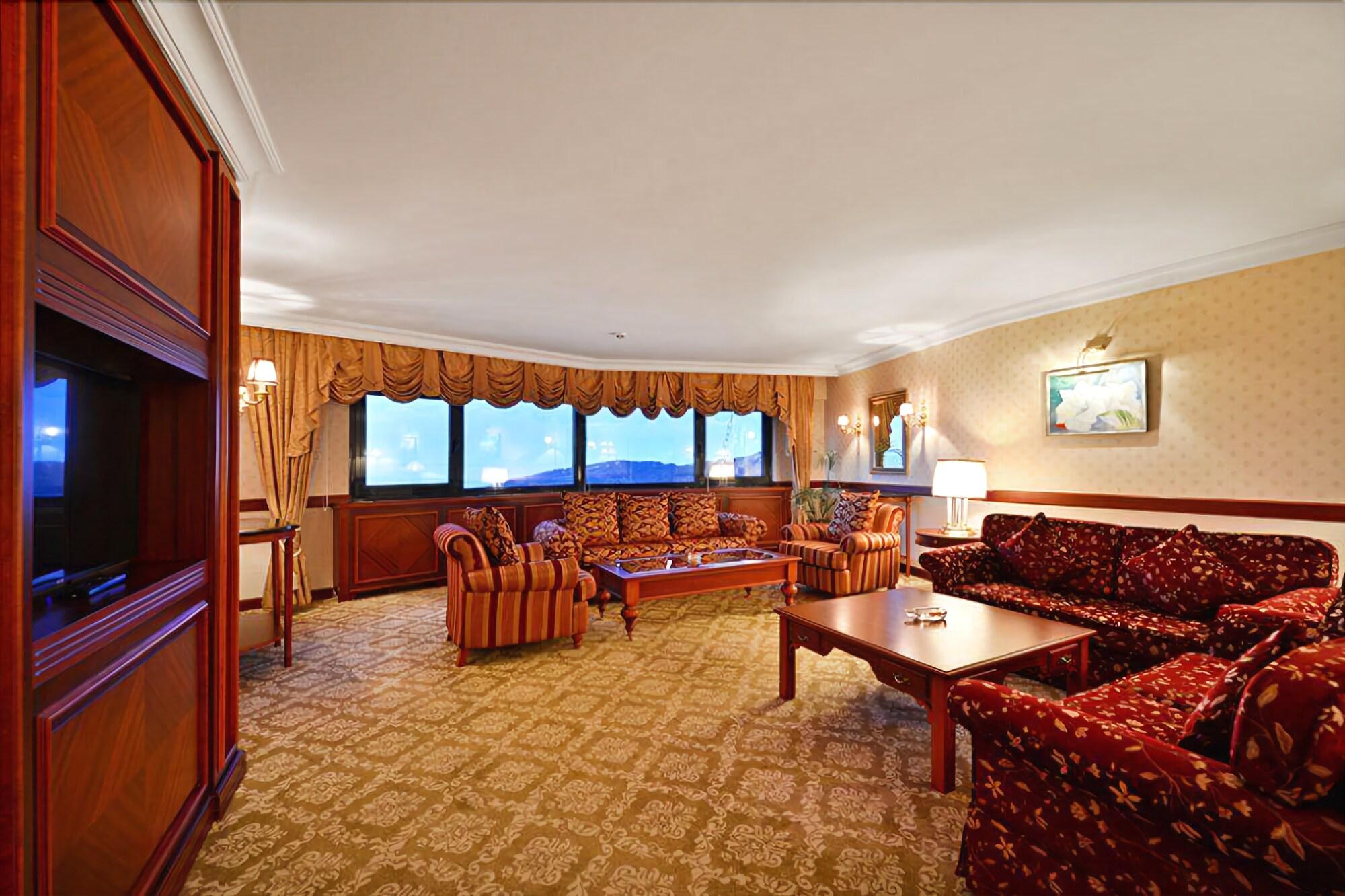 Family Room Standard