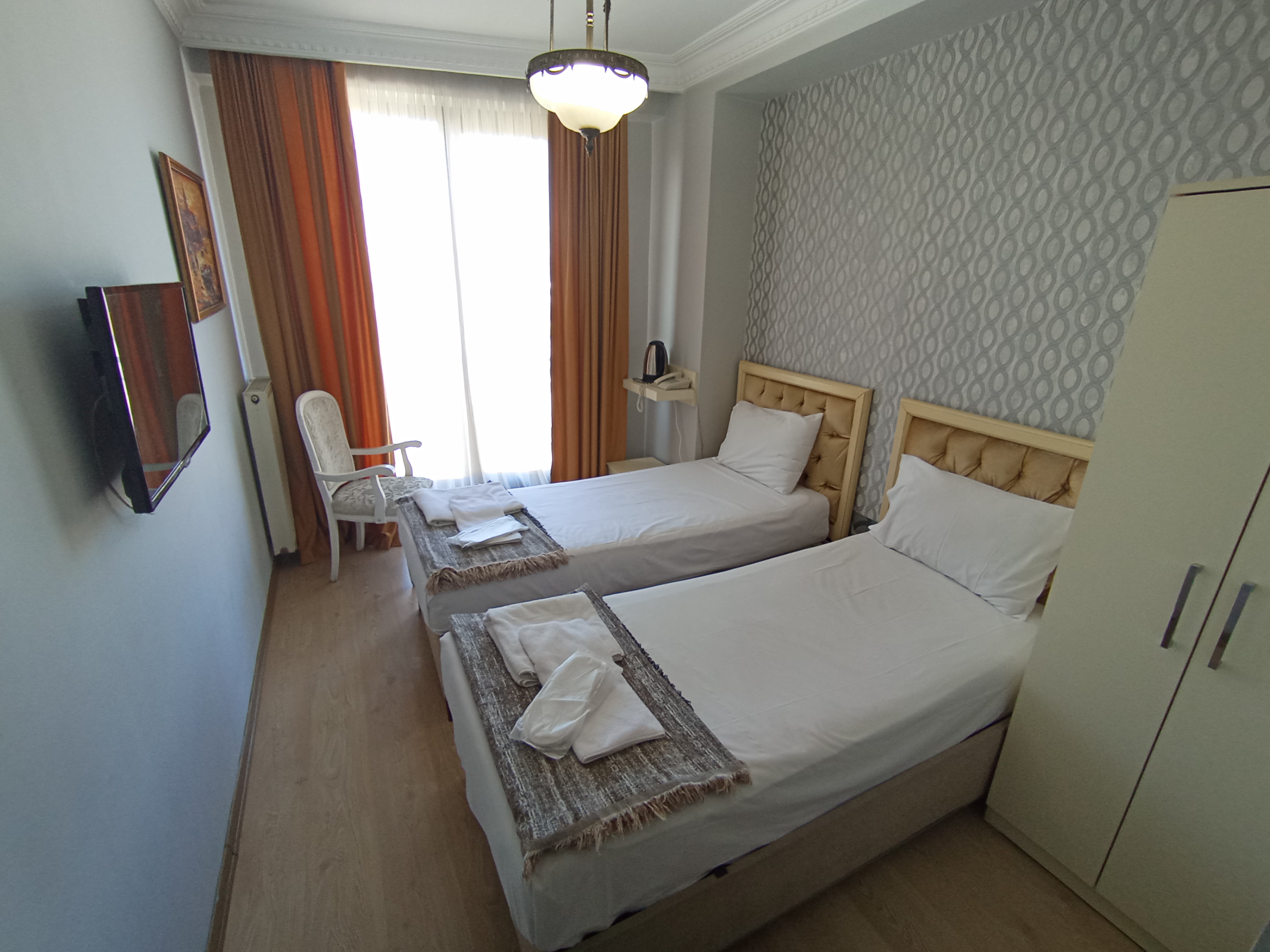 Twin Deluxe Two Bedroom