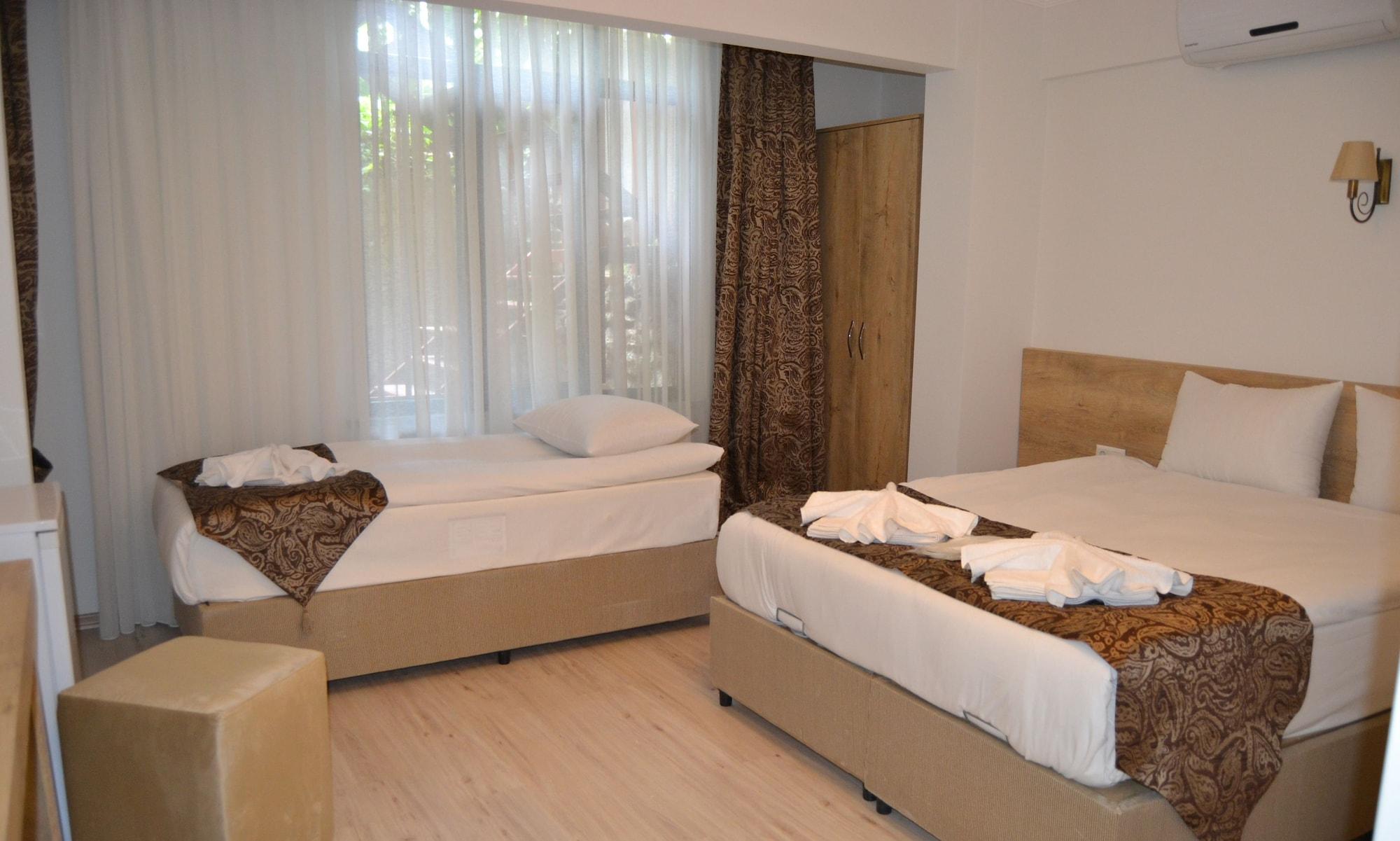 Triple Deluxe with Terrace