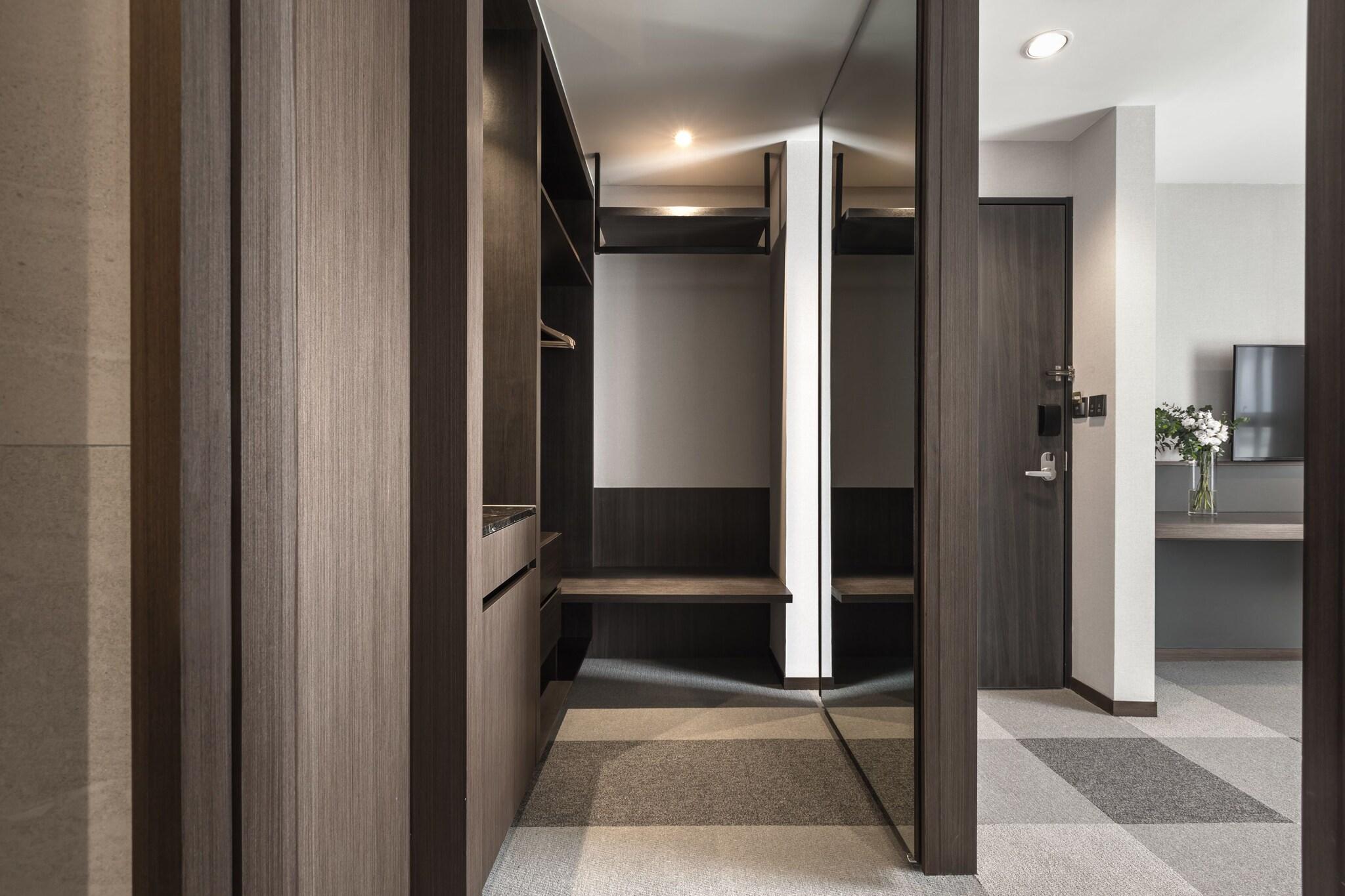 Suite Queen Size Bed