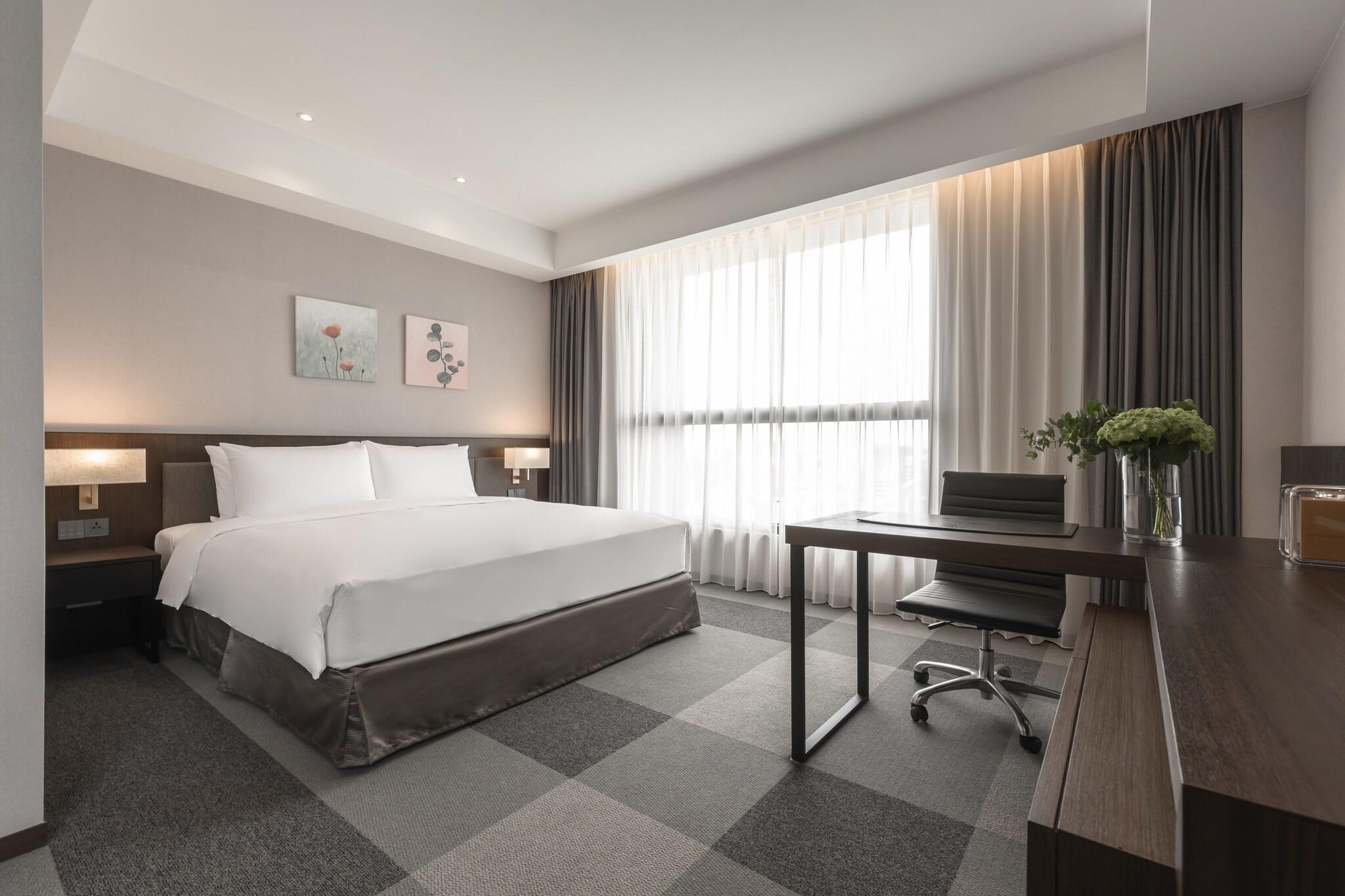 Suite Premium Queen Bed