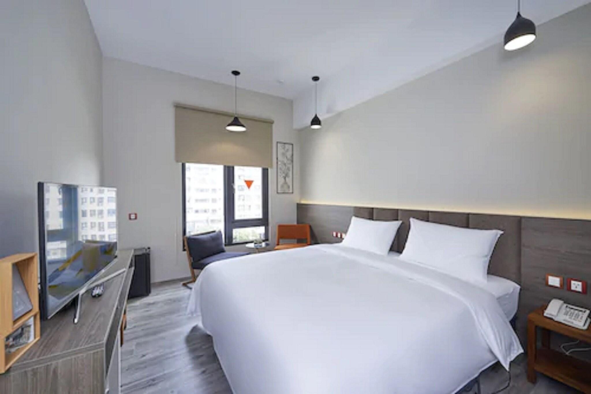 Double King Size Bed