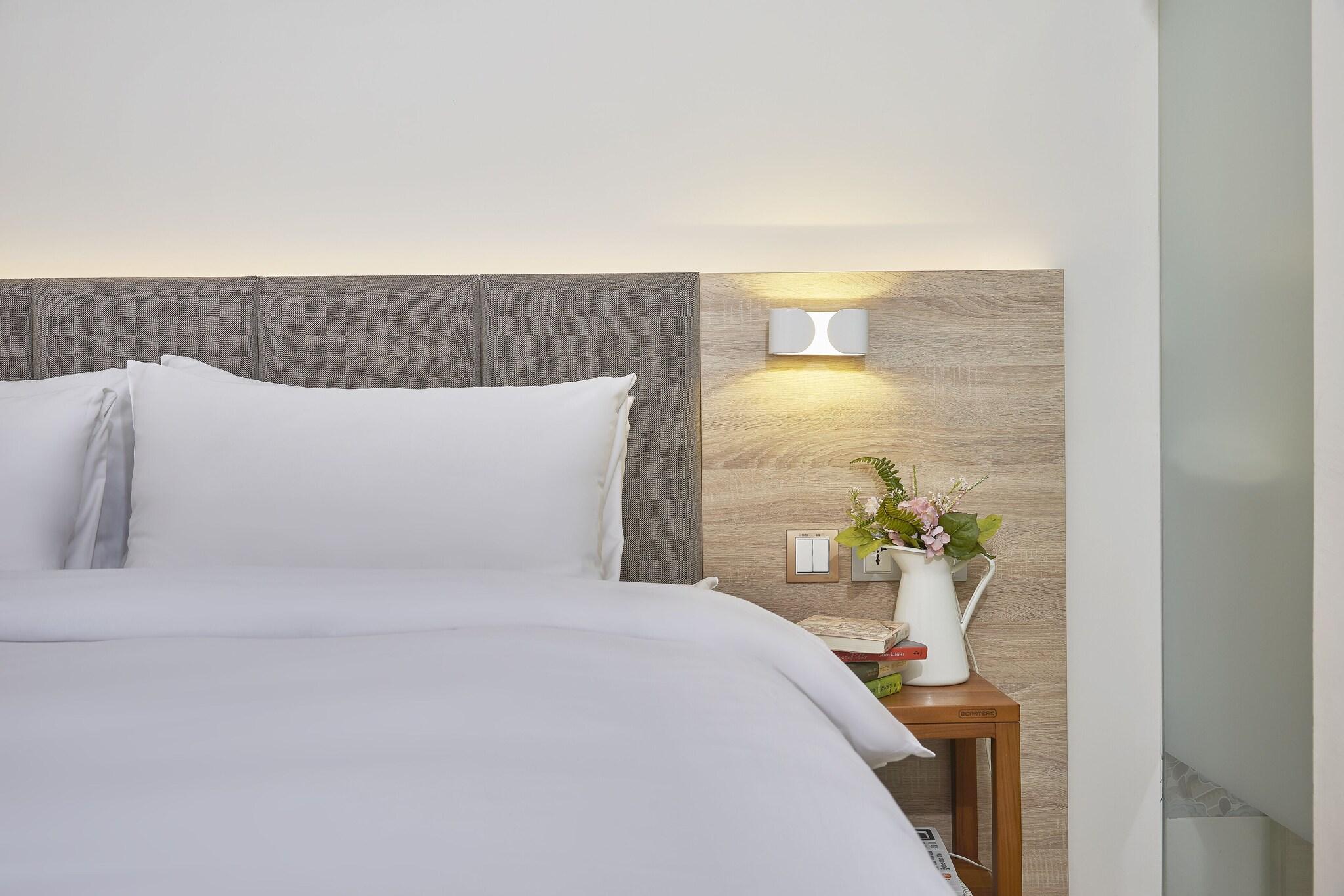 Double King Size Bed