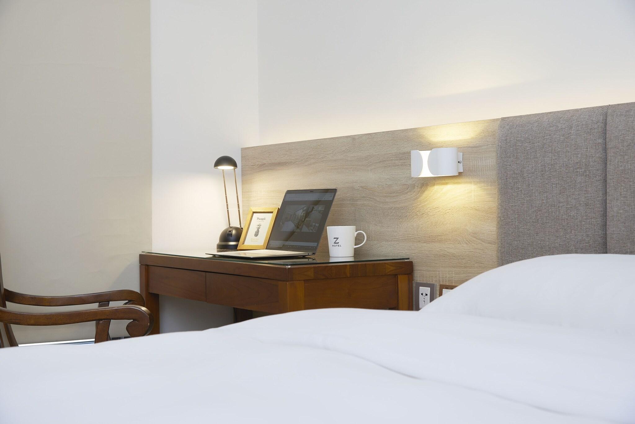 Double King Size Bed