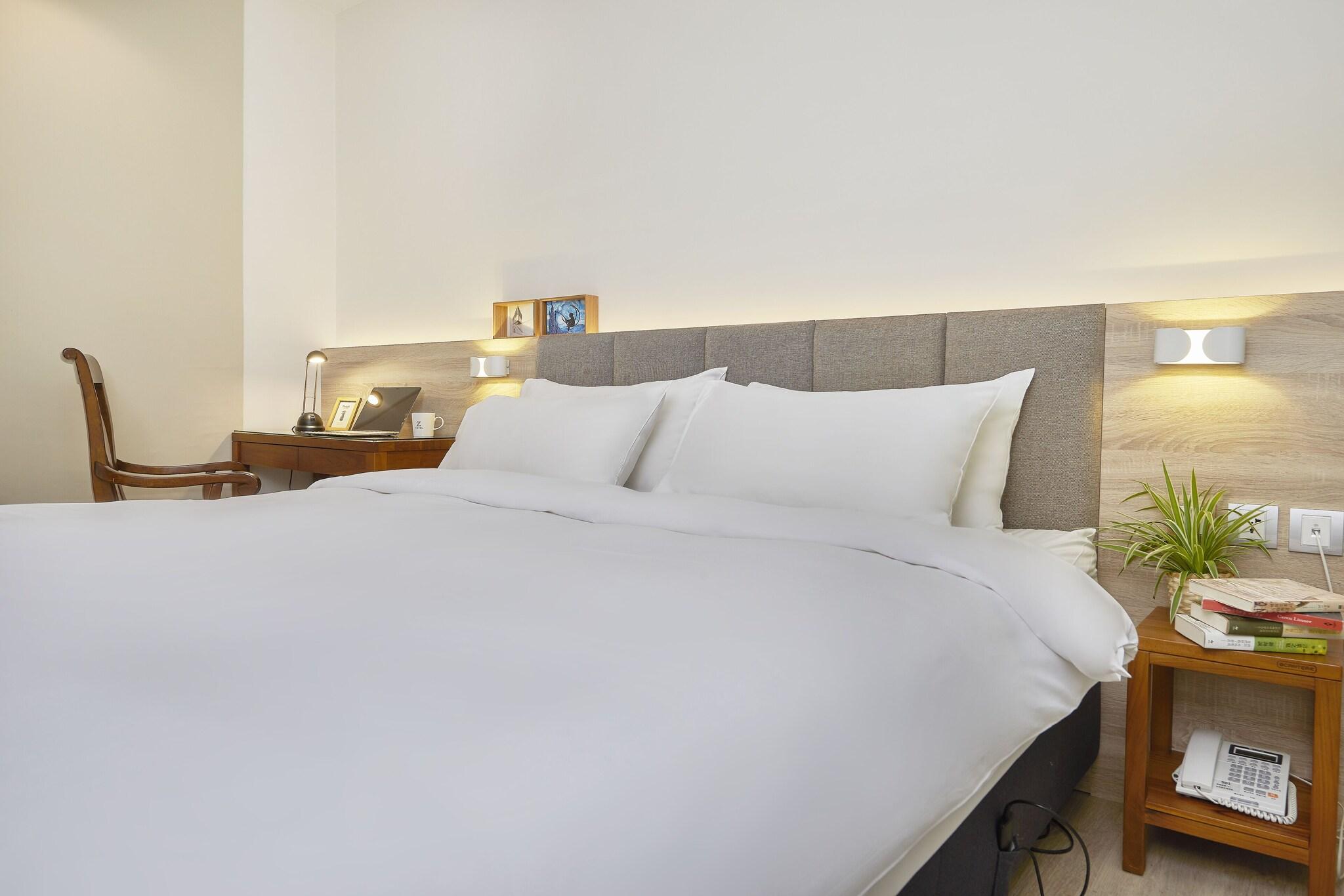 Double King Size Bed