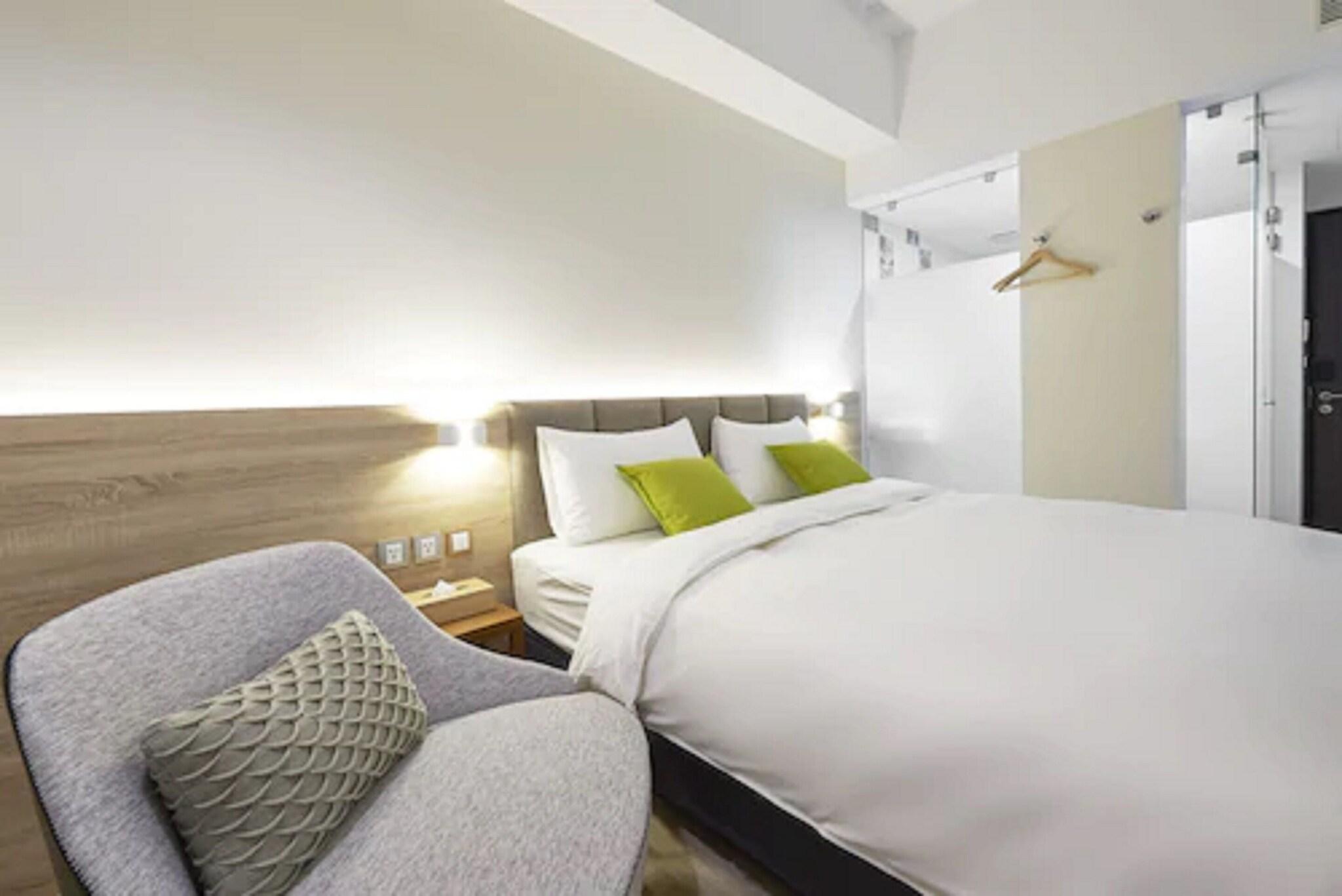 Double King Size Bed