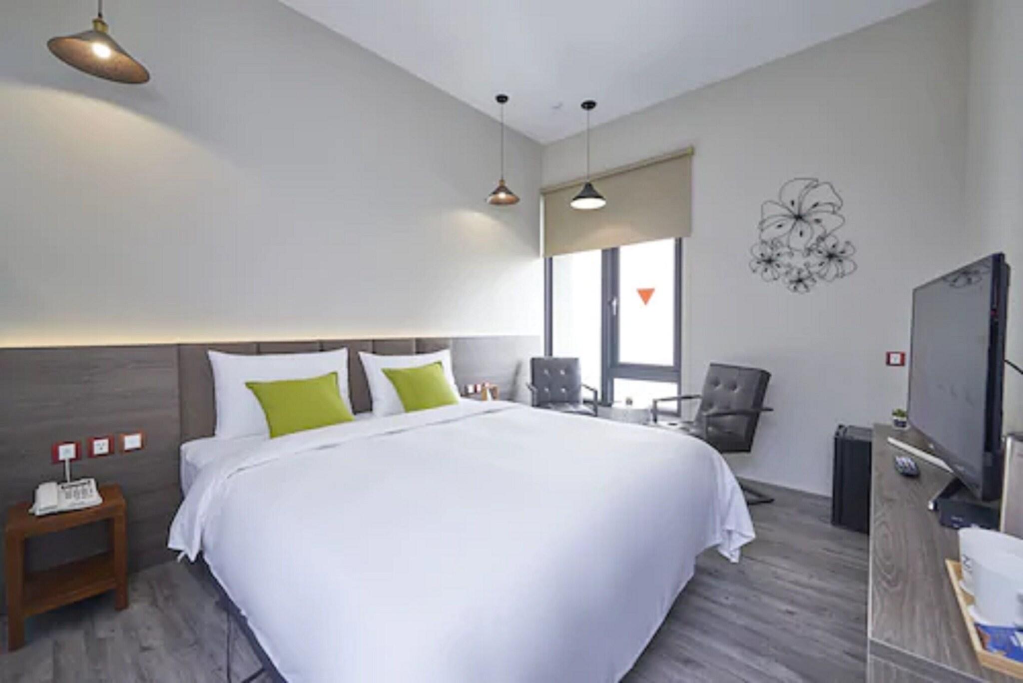 Double King Size Bed