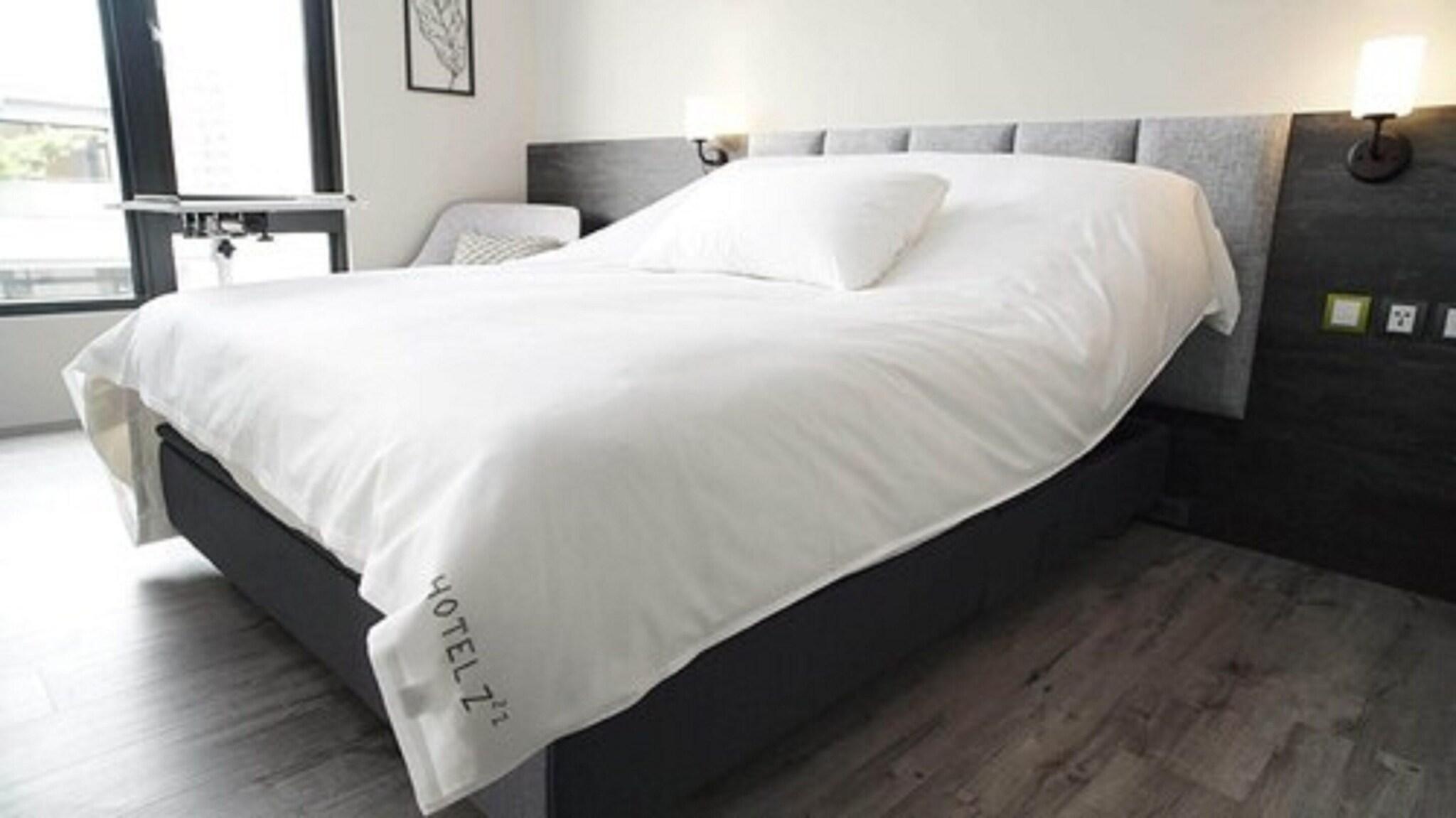 Double King Size Bed