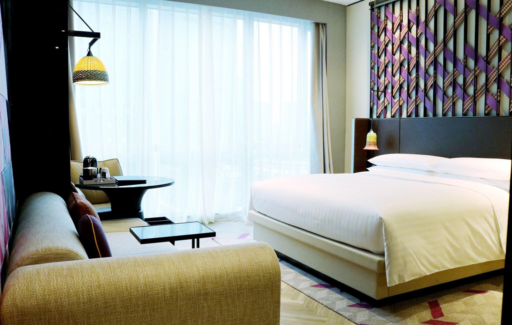 Double City View King Bed