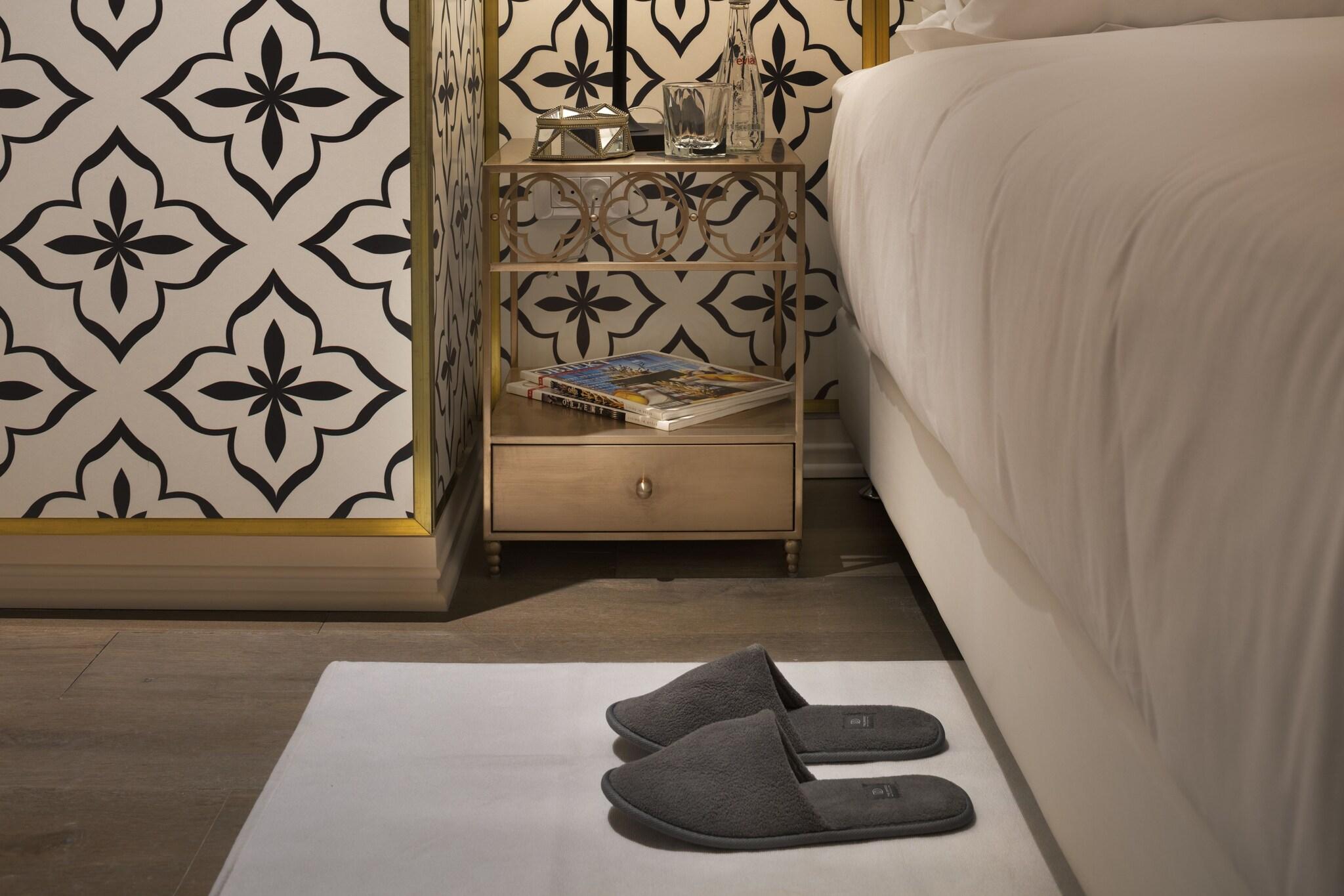 Double Classic King Bed