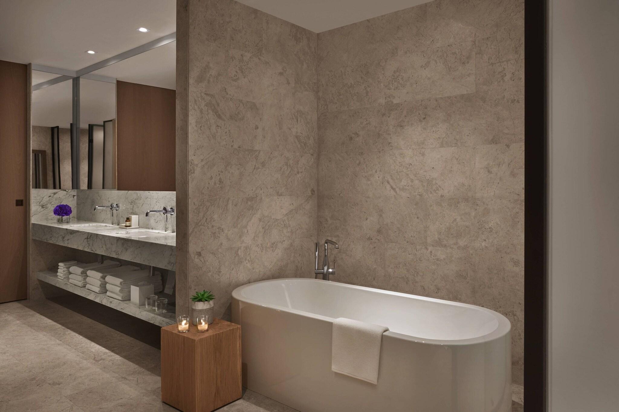 Double Premier King Bed