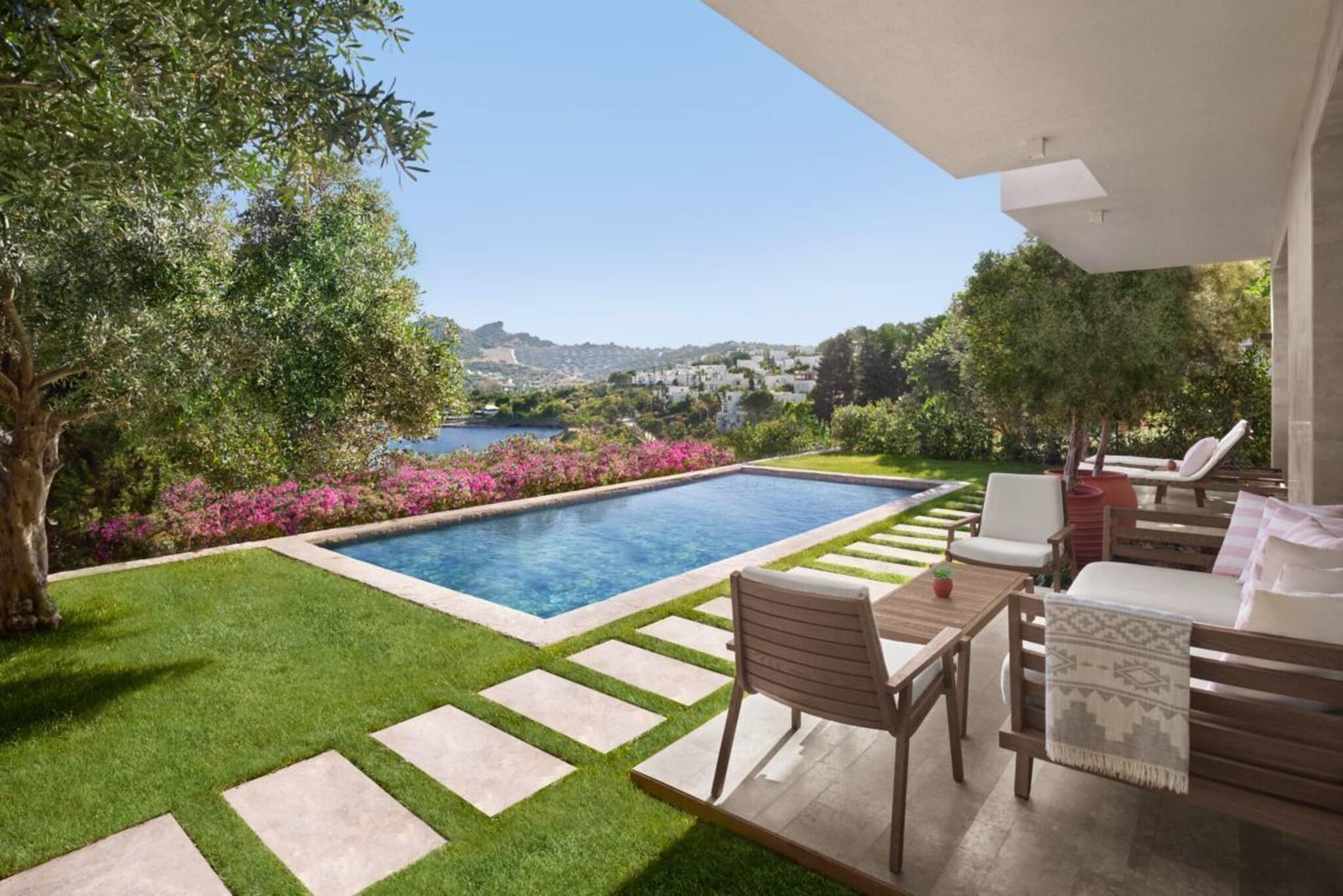 Suite with Private Pool