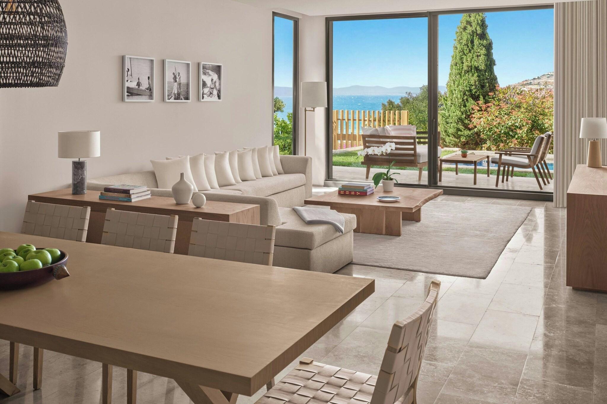 Suite with Private Pool