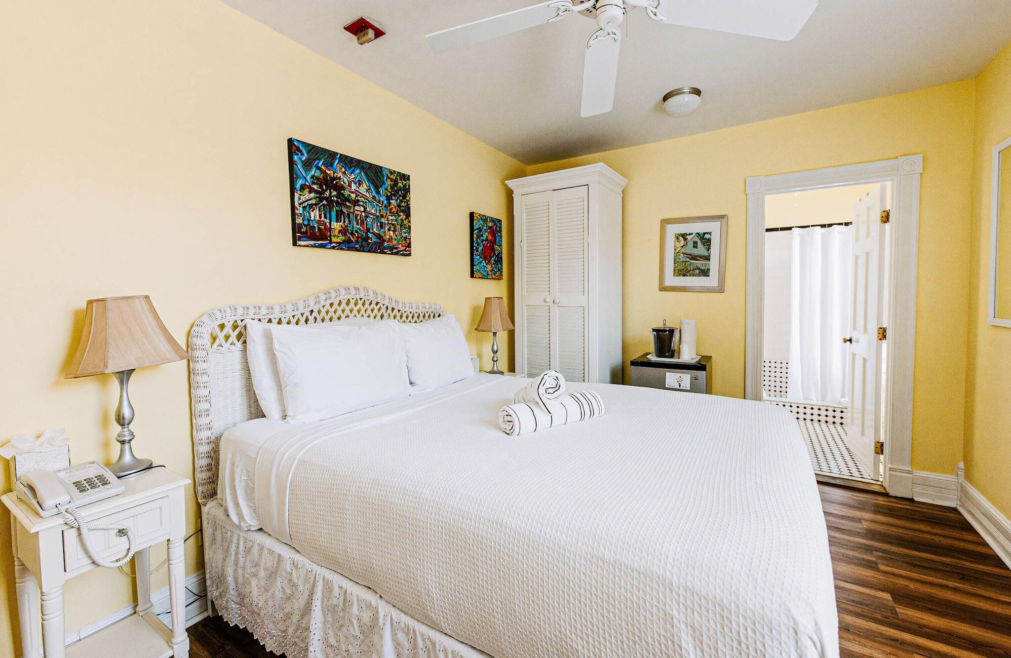 Double Classic Queen Bed