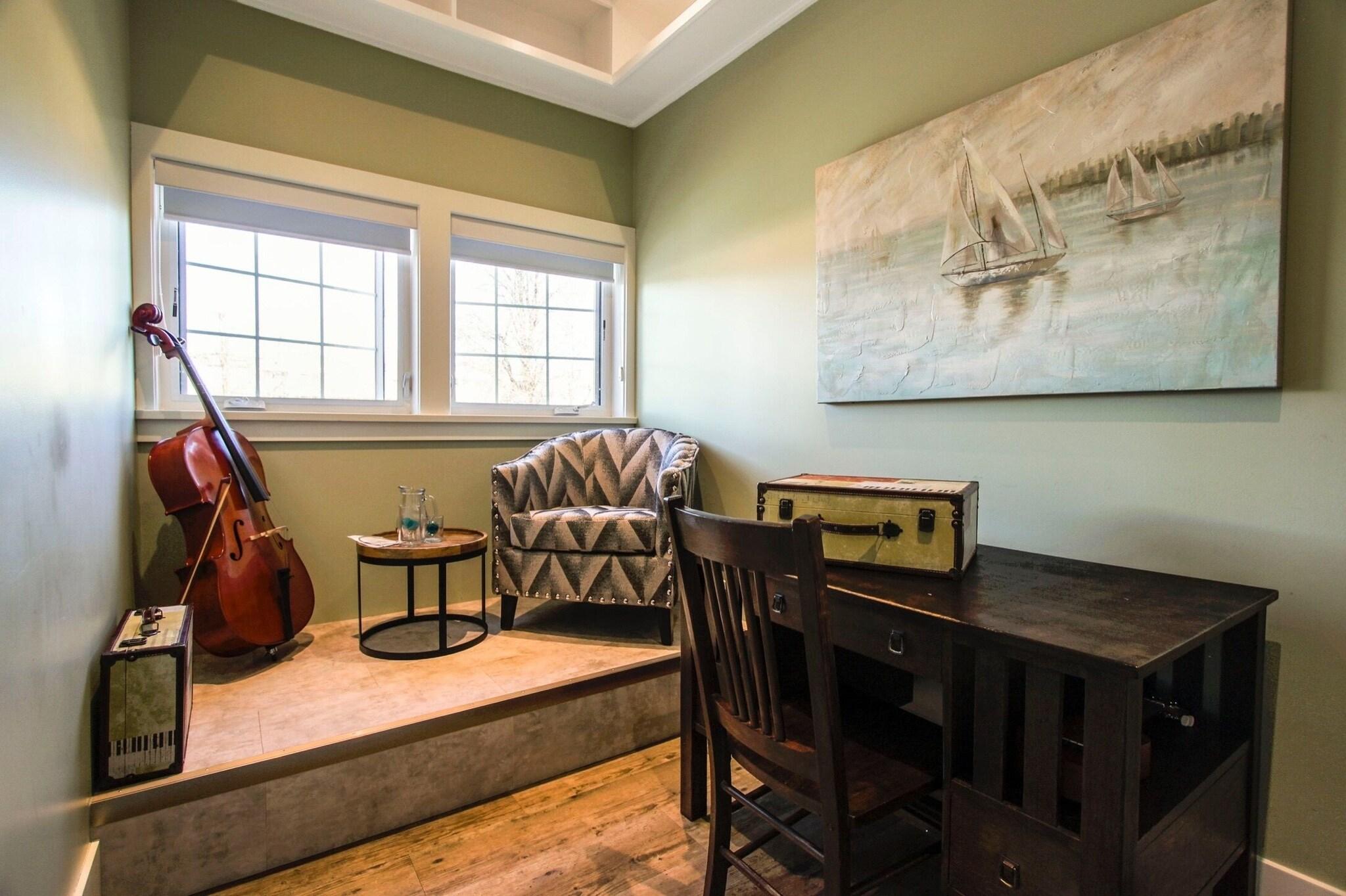 Suite Queen Size Bed