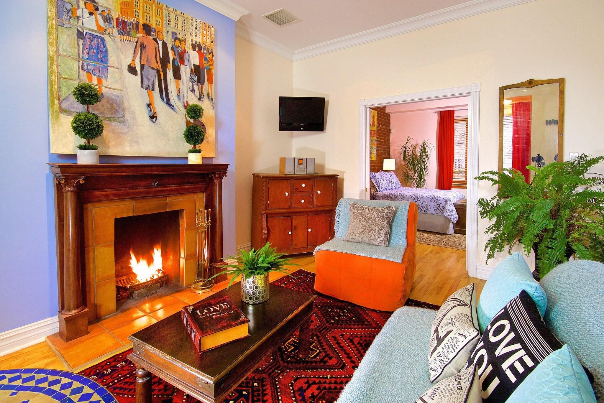 Family Room Queen Size Bed