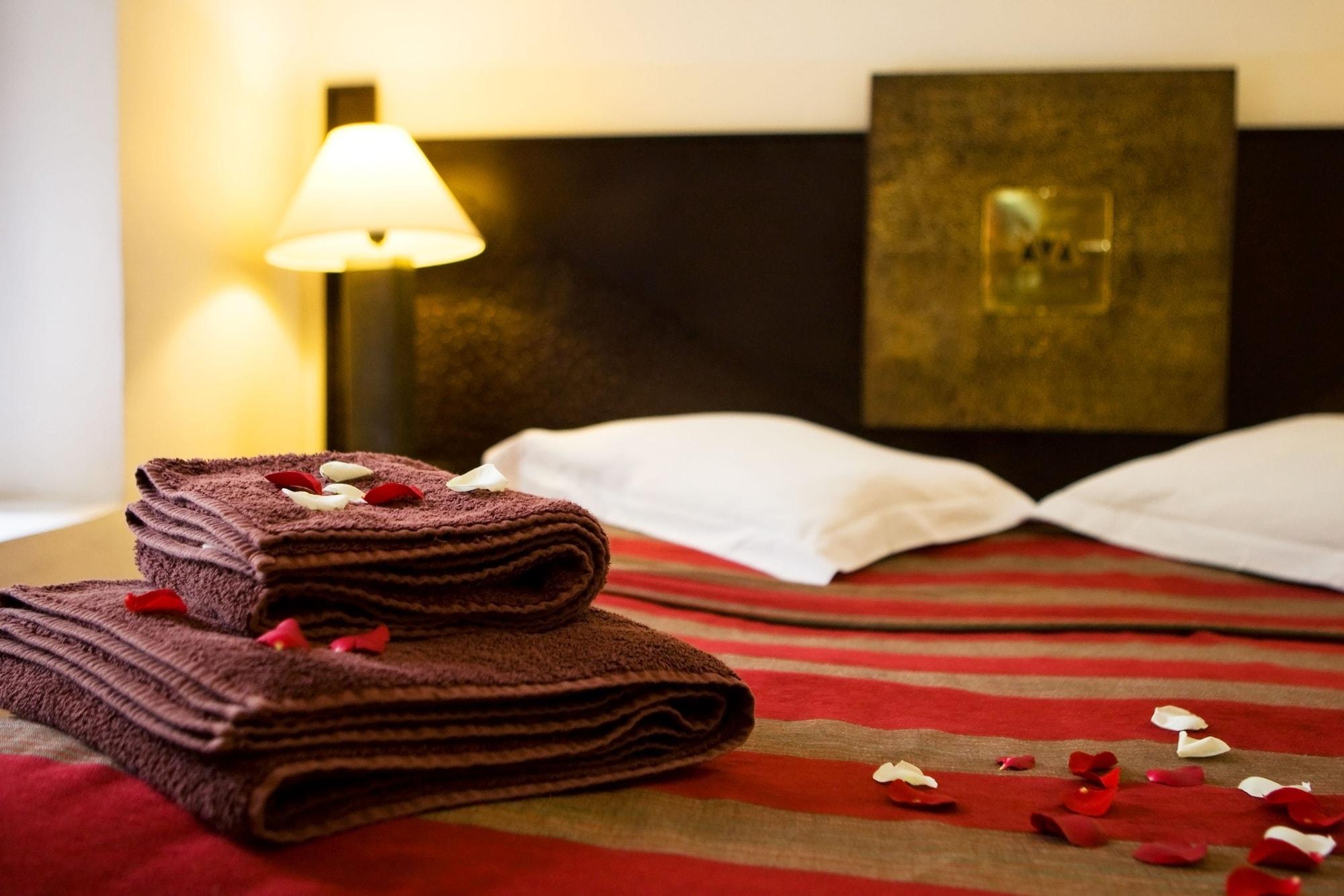 Suite Deluxe King Bed