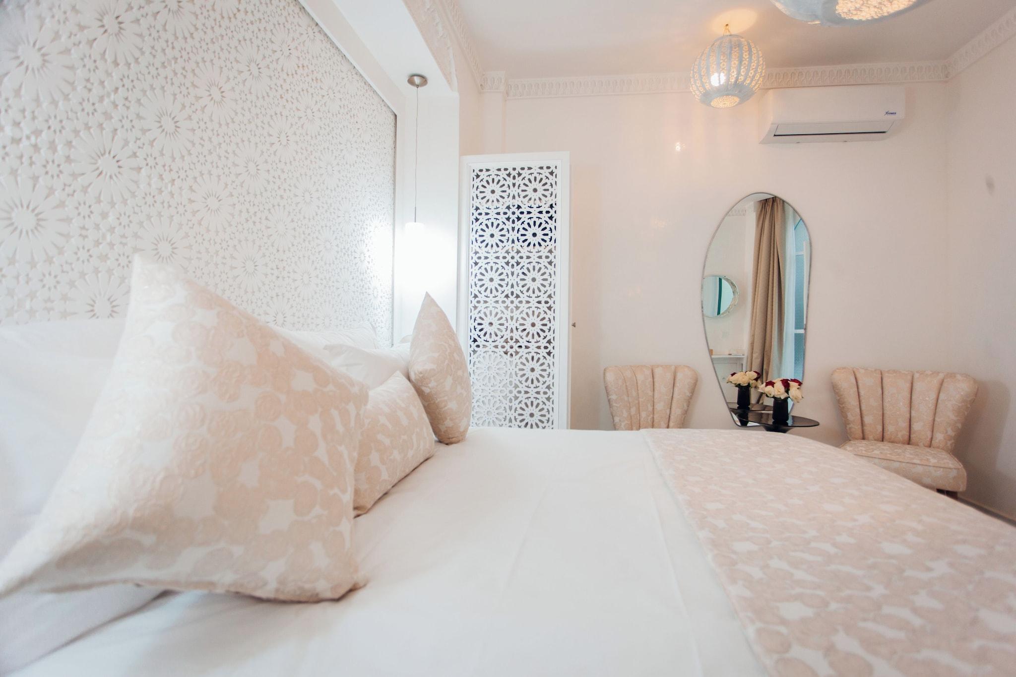 Double Superior King Bed