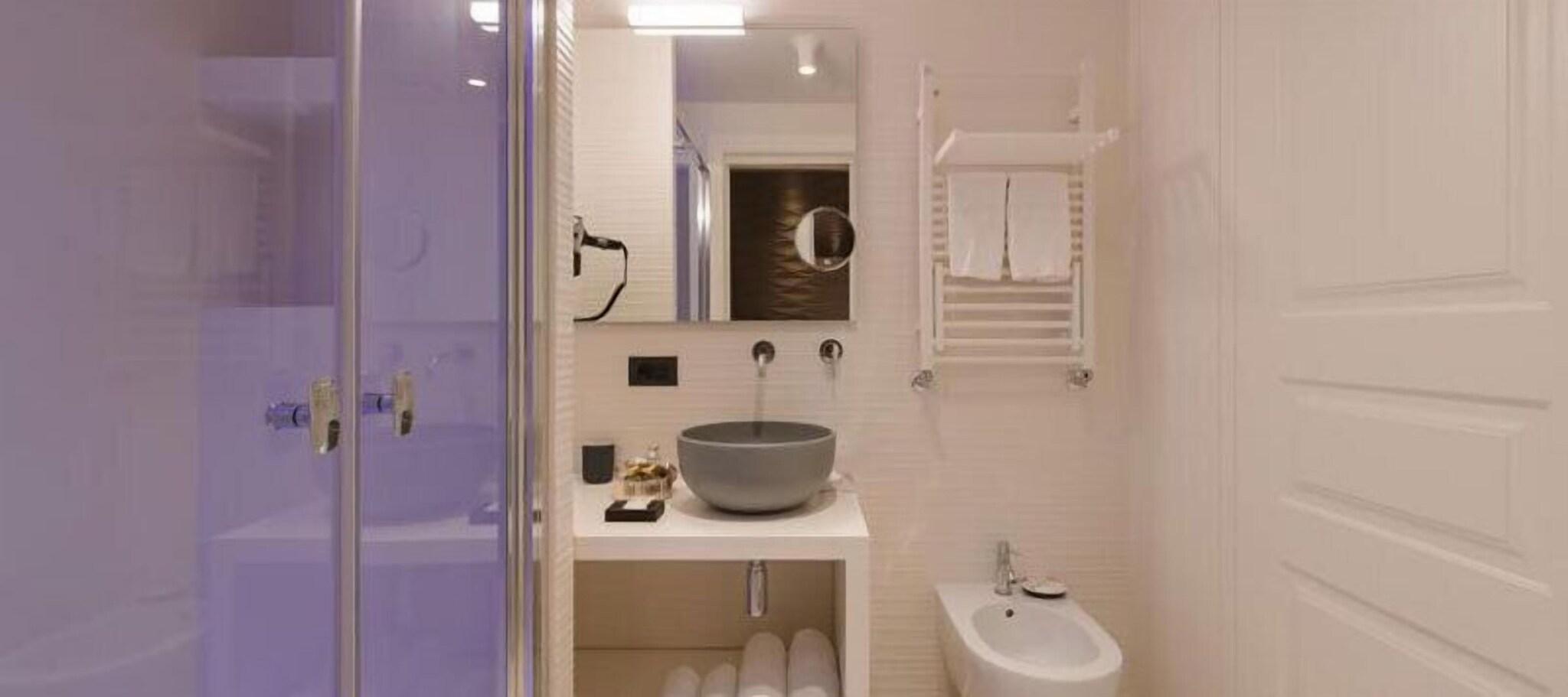 Double or Twin Deluxe Two Beds