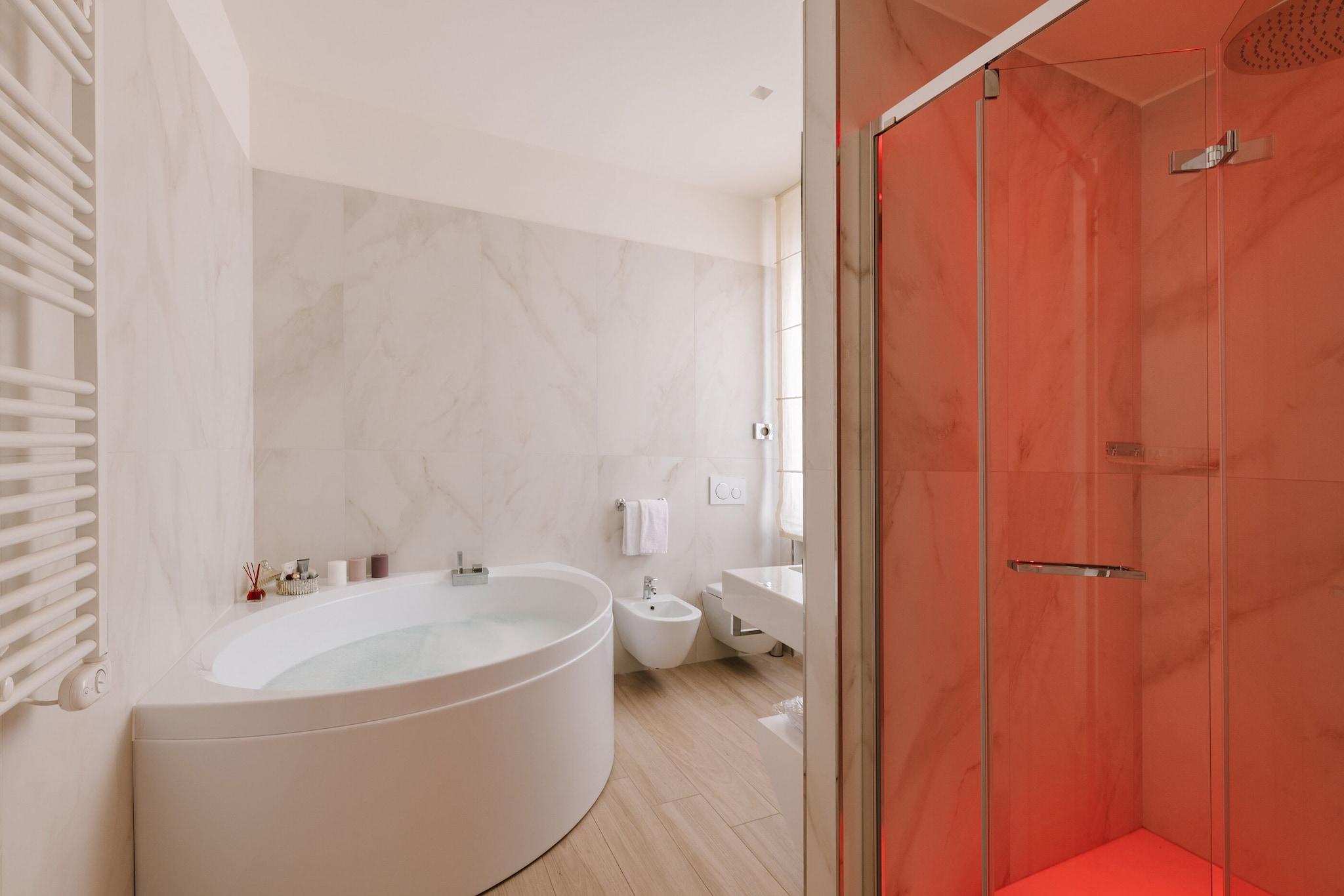 Triple Deluxe with Jacuzzi