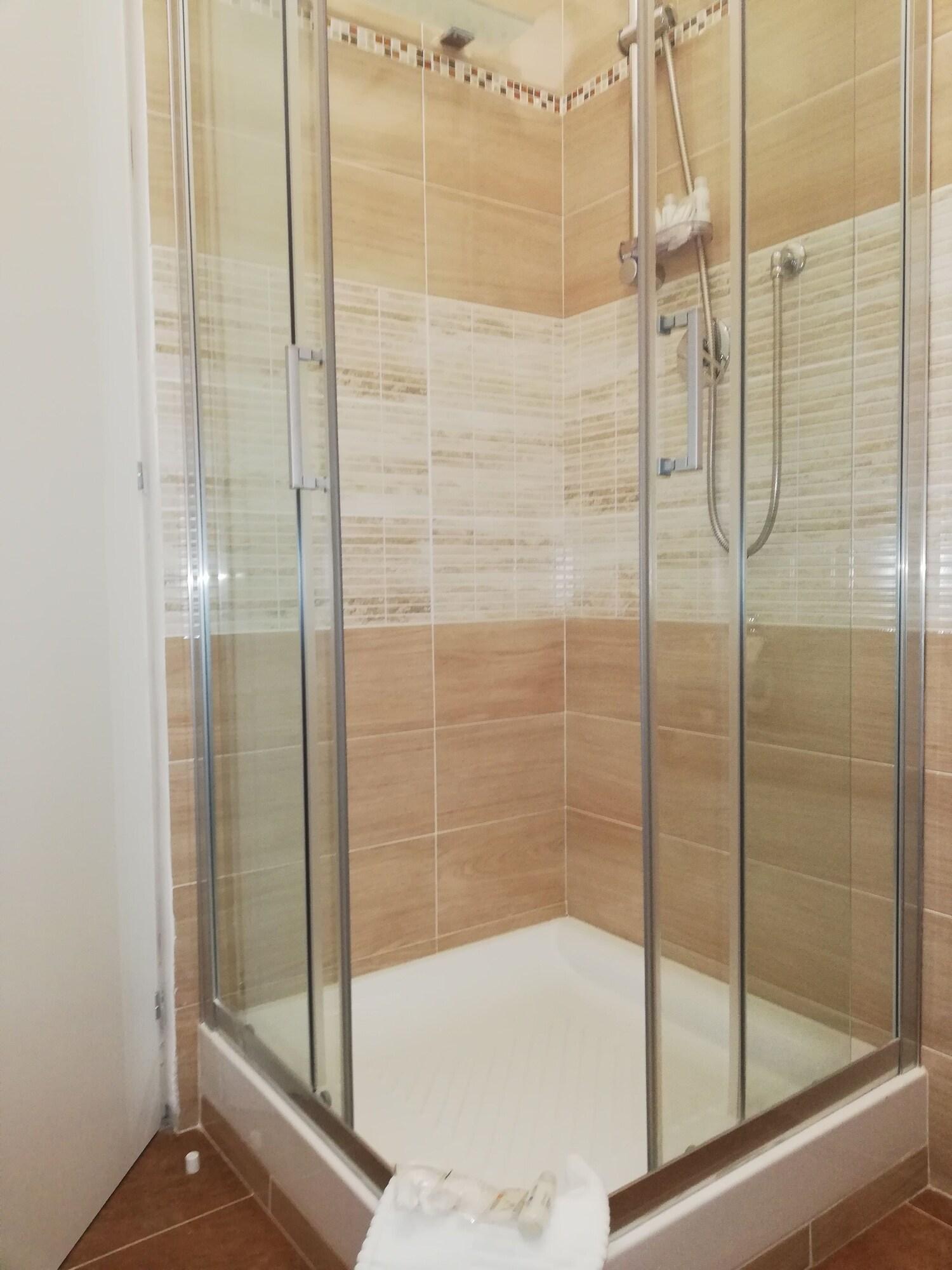 Double Queen Size Bed