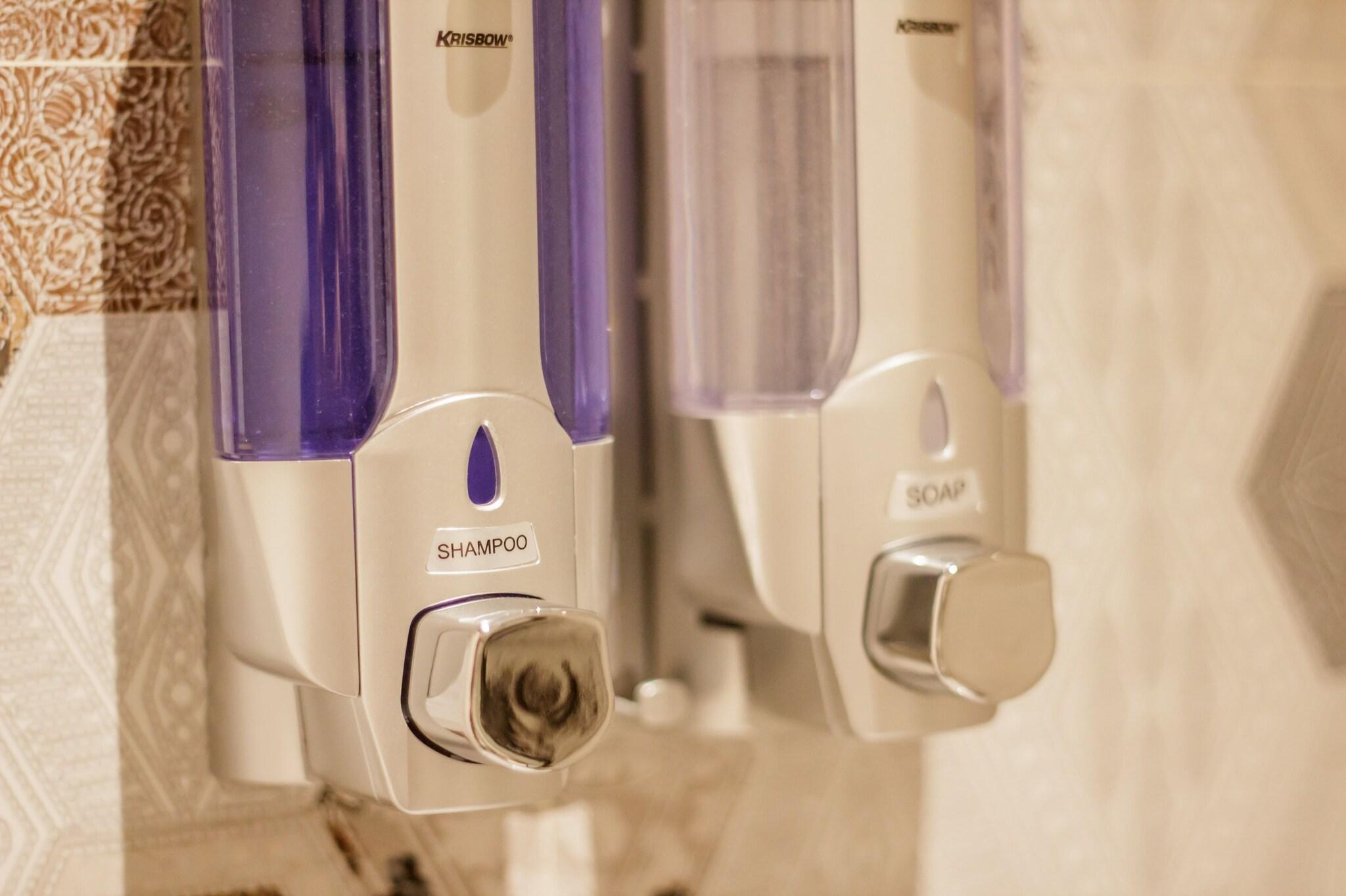 Double Deluxe Queen Bed