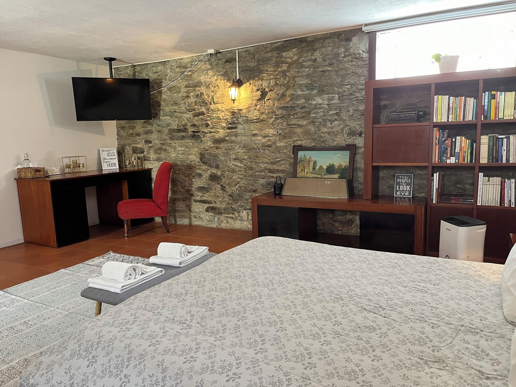 Suite Classic Queen Bed