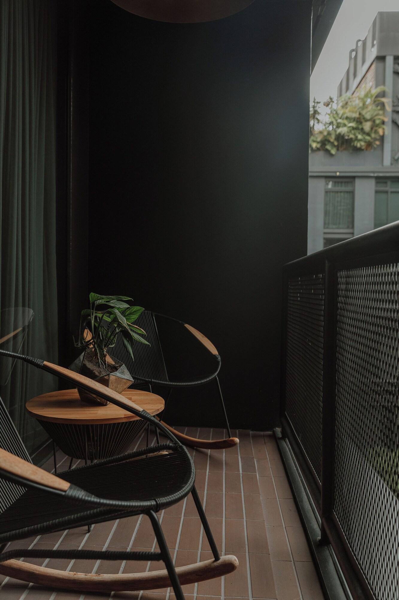 Double Superior Queen Bed