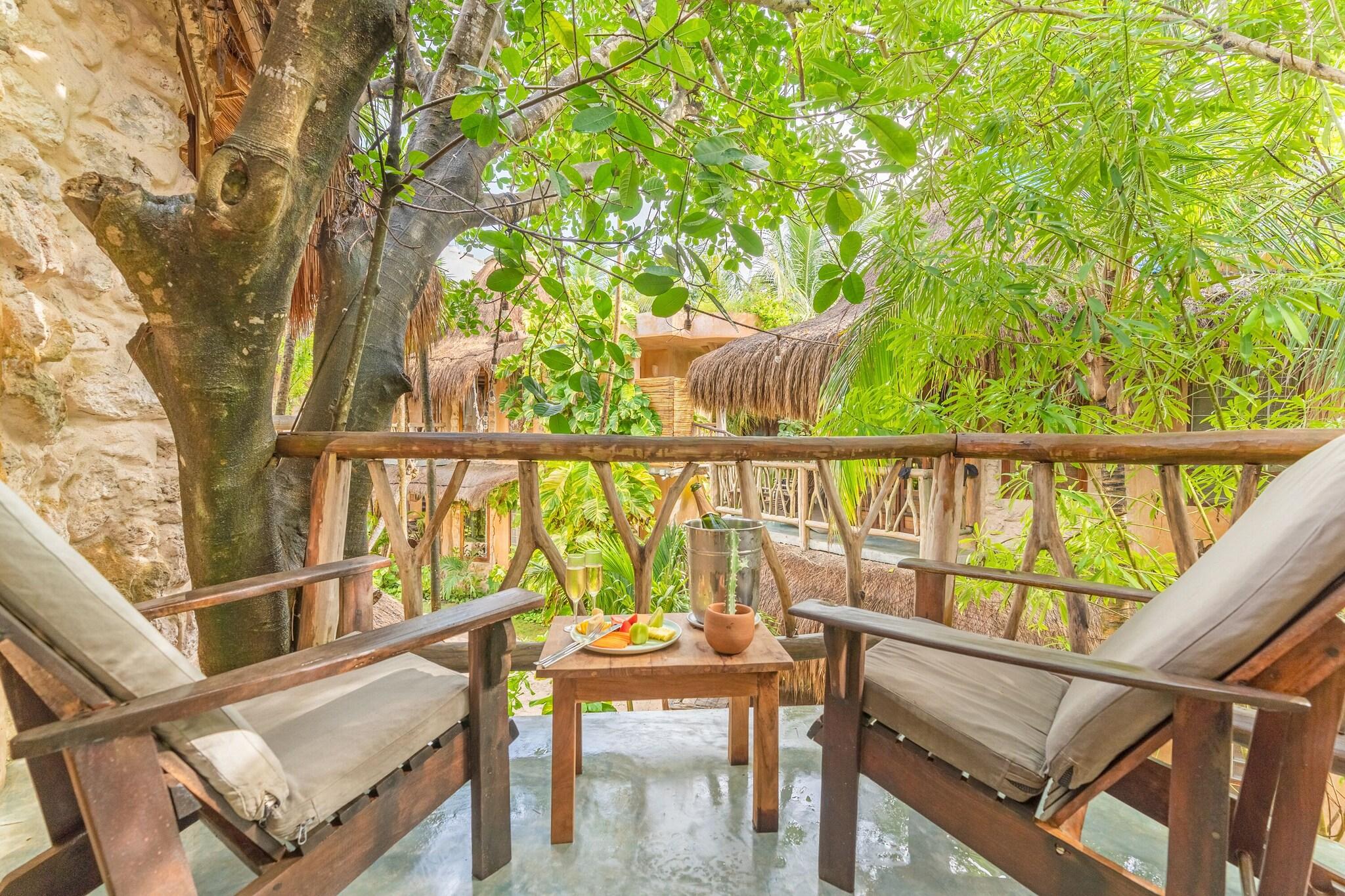 Villa Queen Size Bed