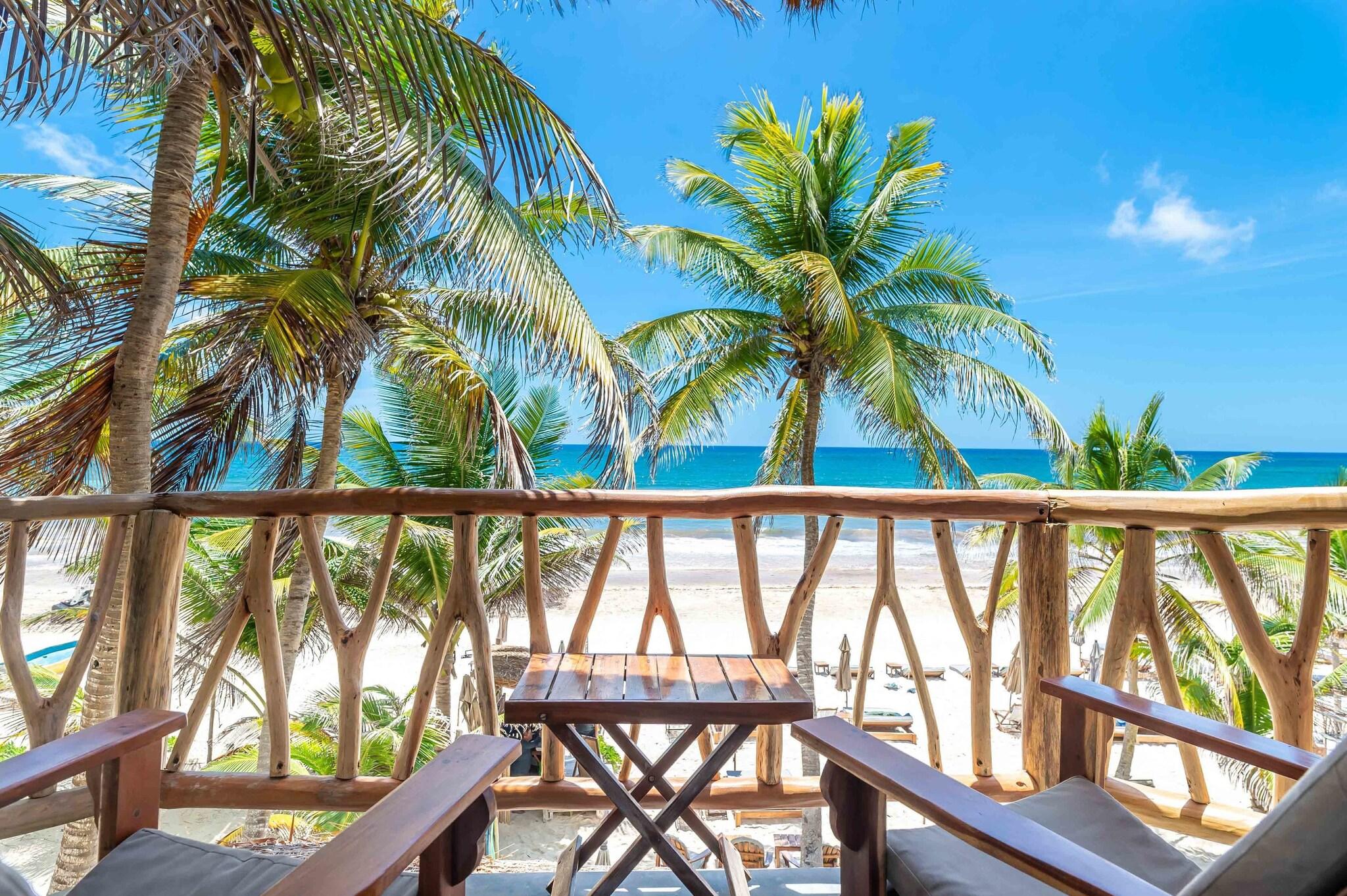 Suite Ocean Front King Bed