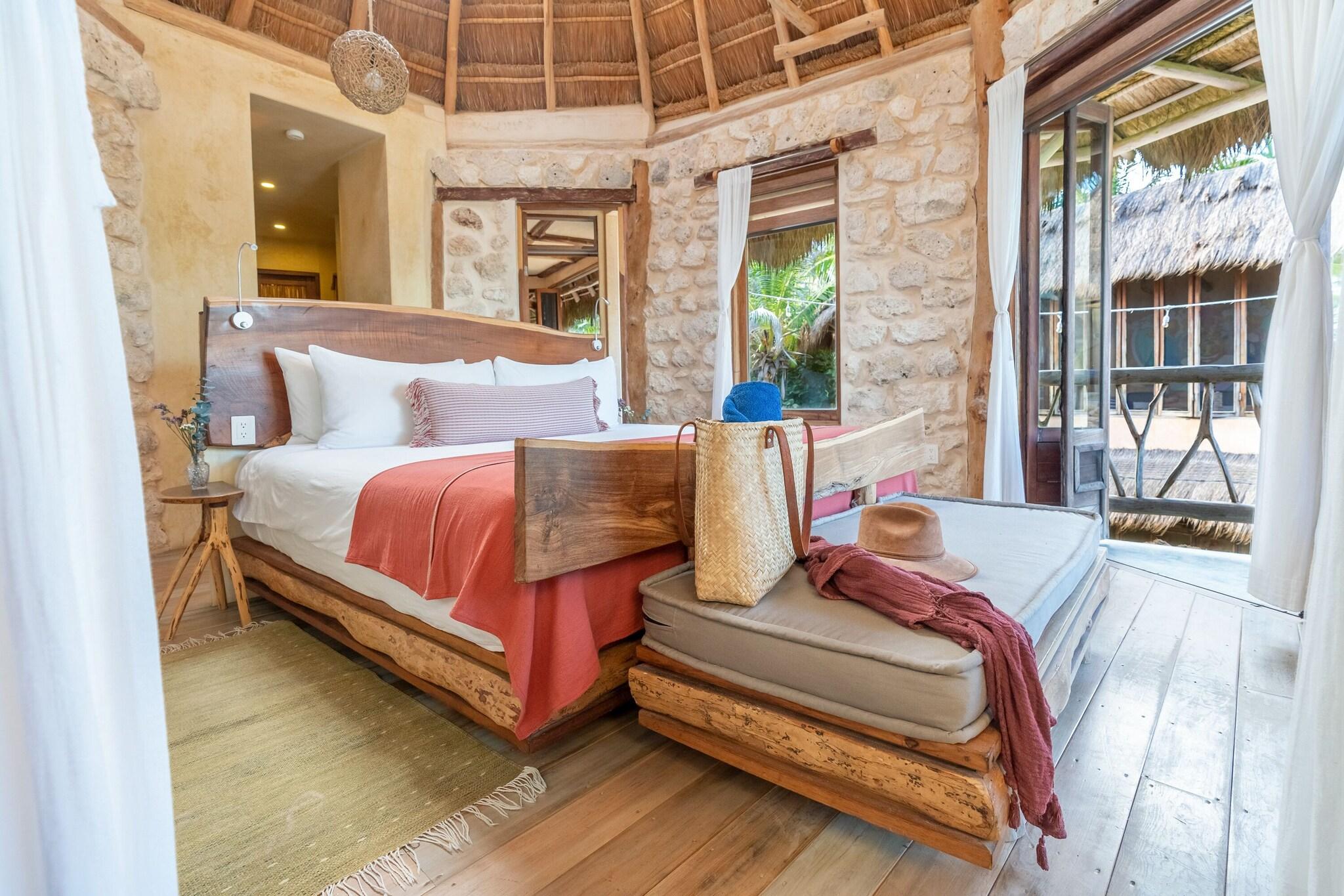 Suite Ocean View King Bed