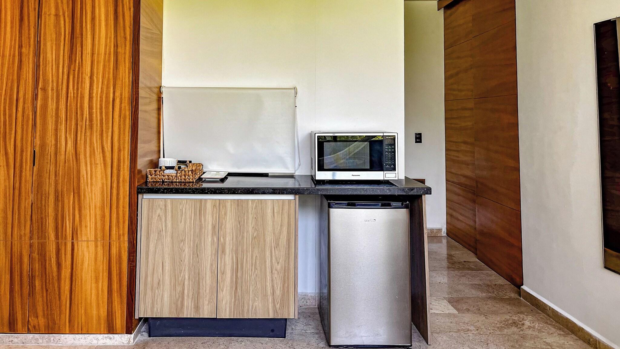 Double Deluxe Queen Bed