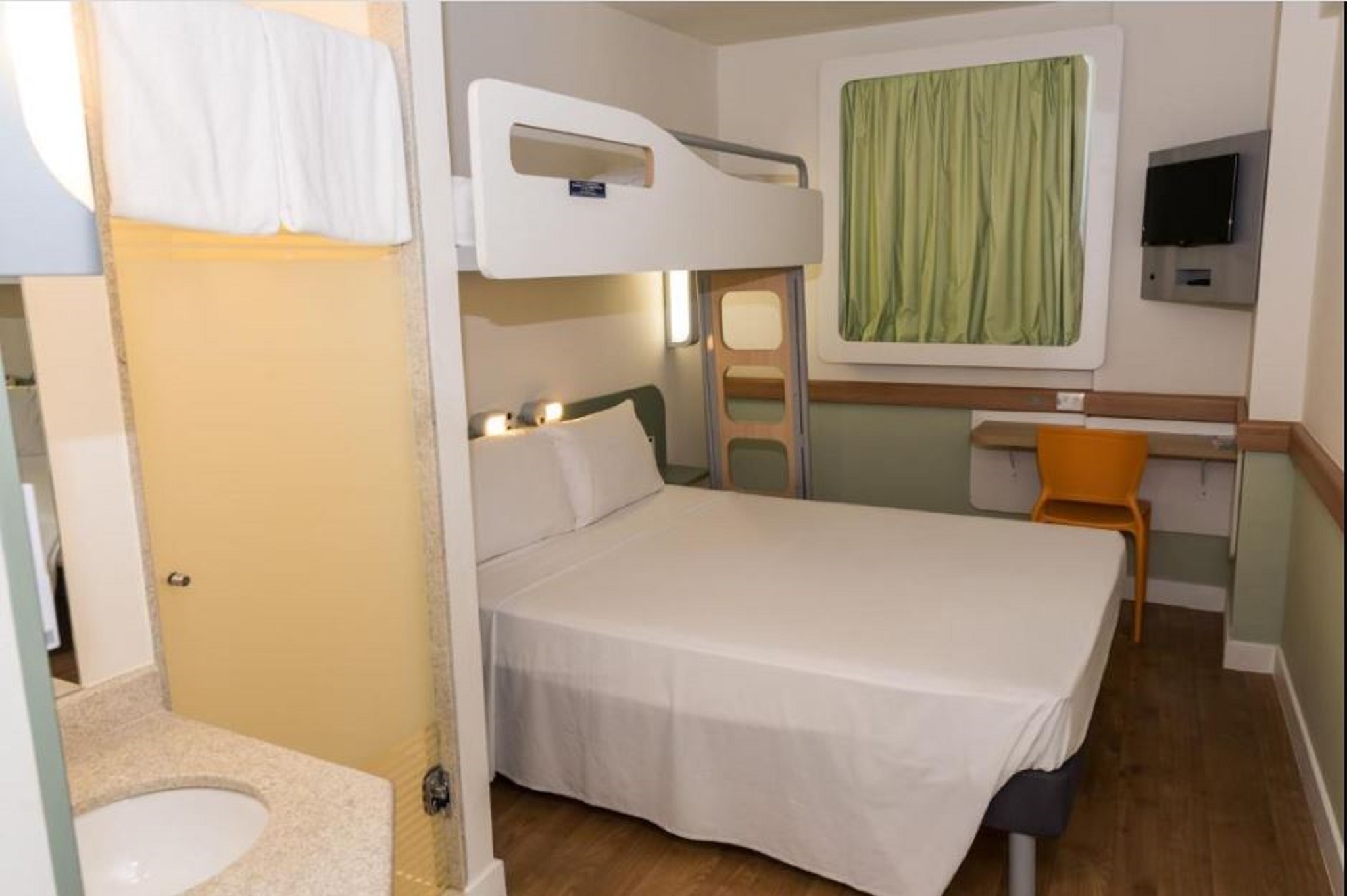 Apartment with Double Bed