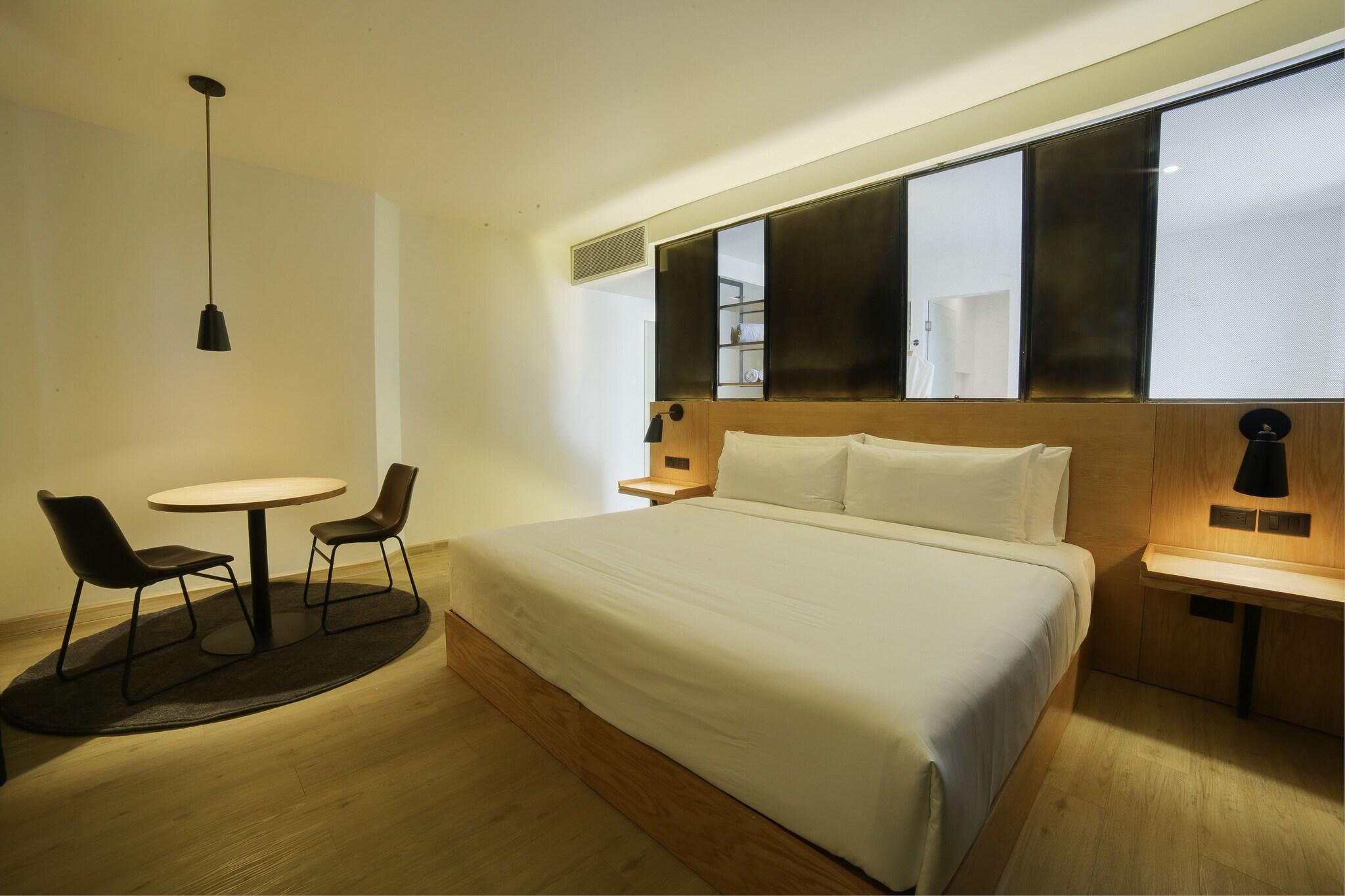 Double King Size Bed