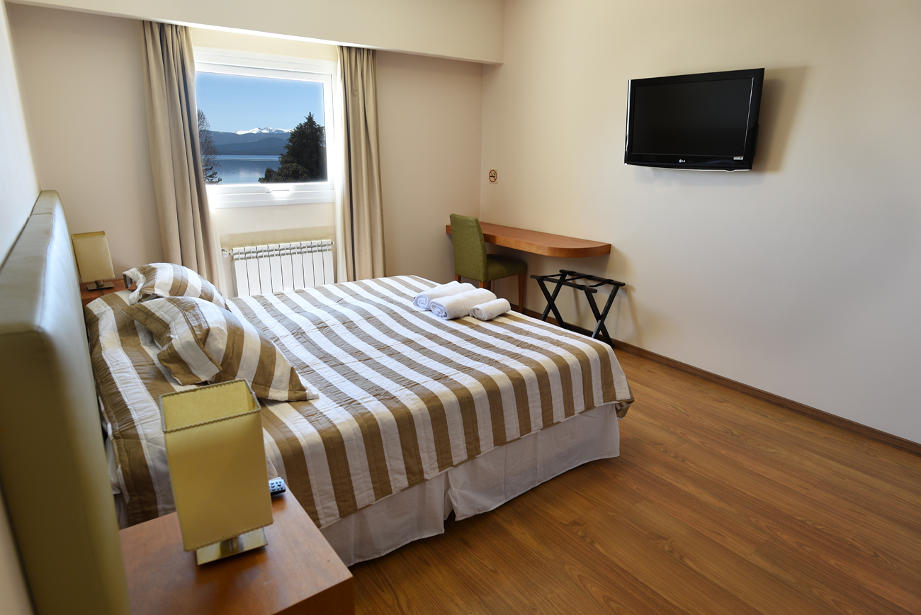 Double Superior with Views