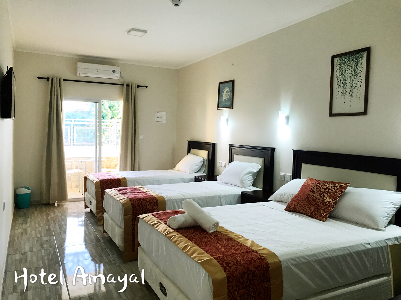 Quadruple Superior with Balcony