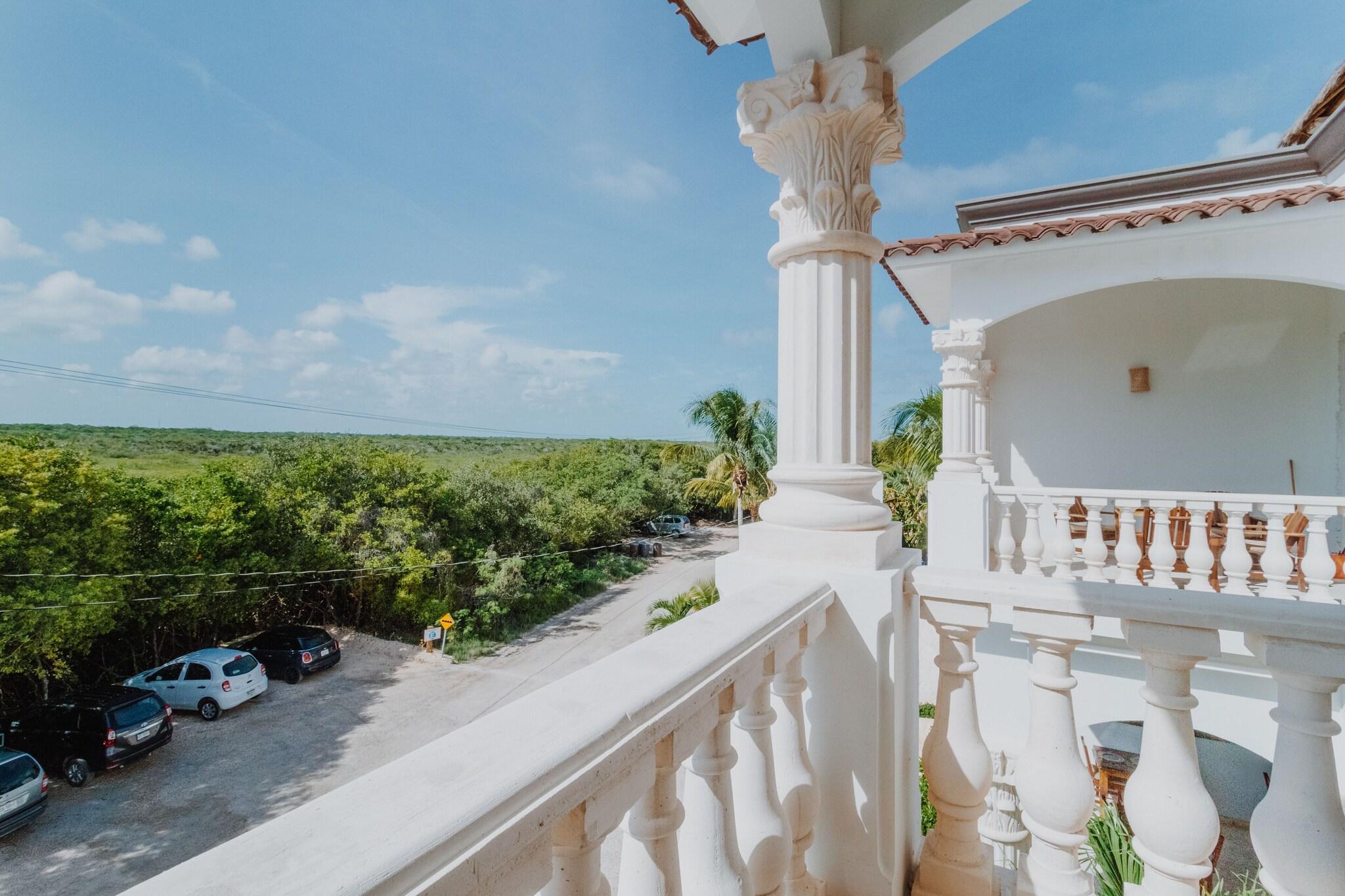 Suite Deluxe with Views