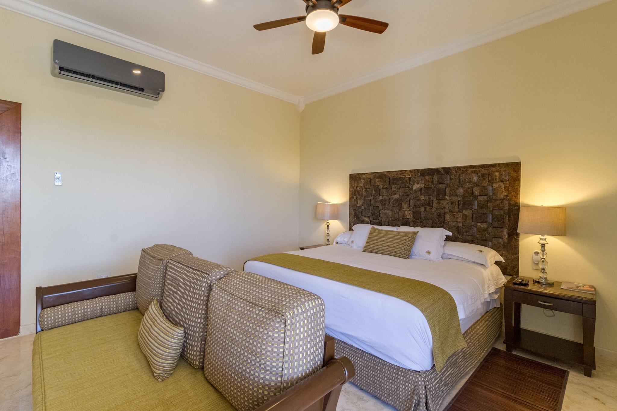 Suite Deluxe with Views