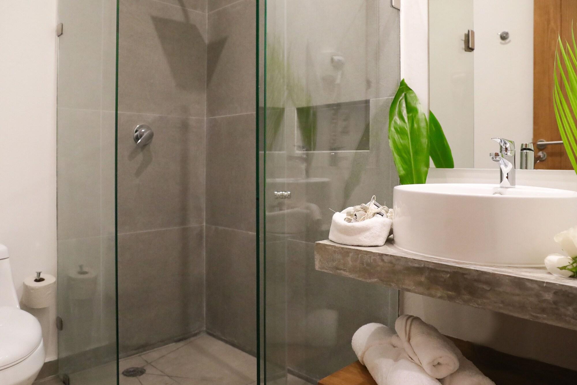 Double or Twin Queen Size Bed