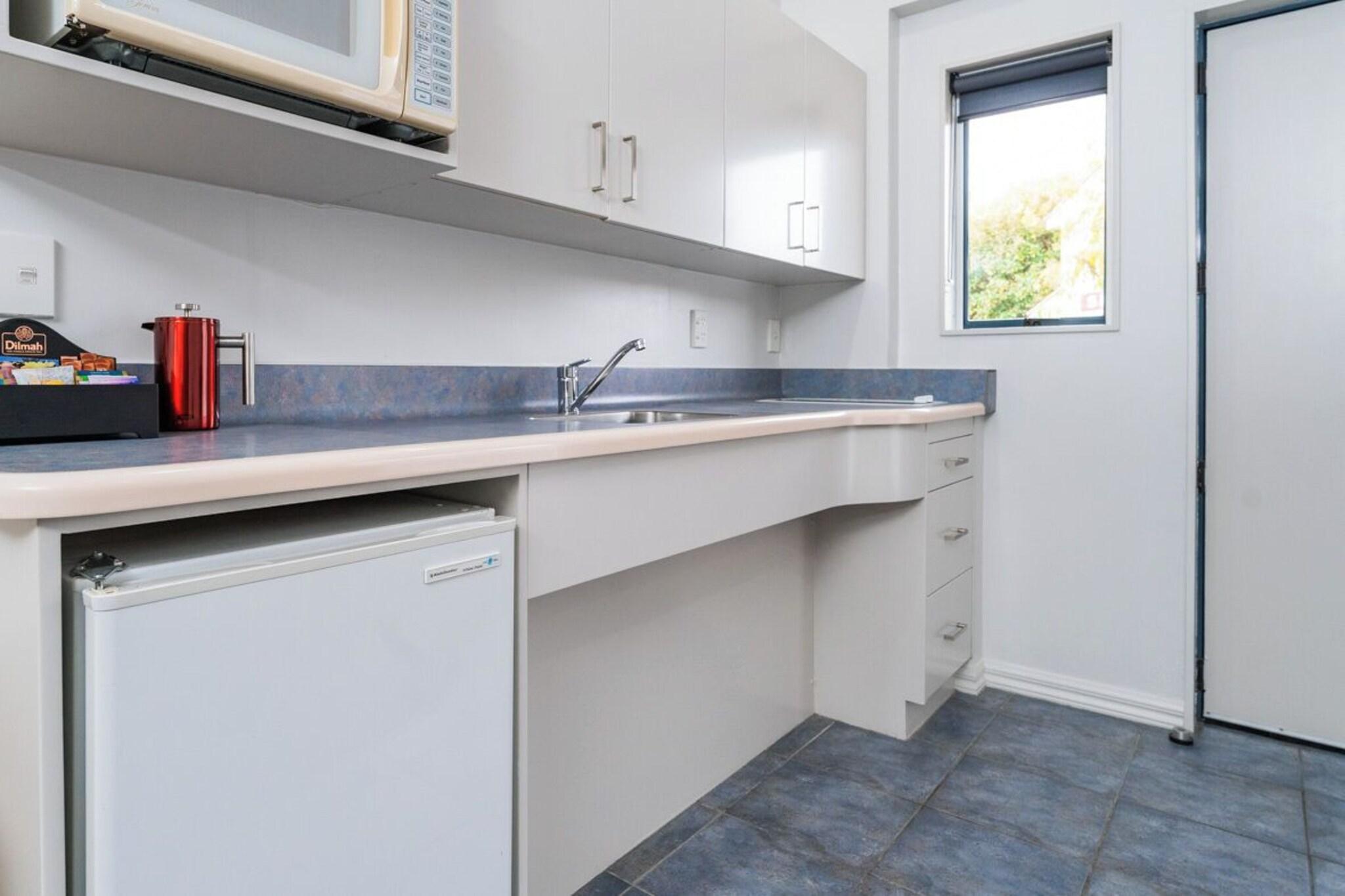 Studio King Size Bed