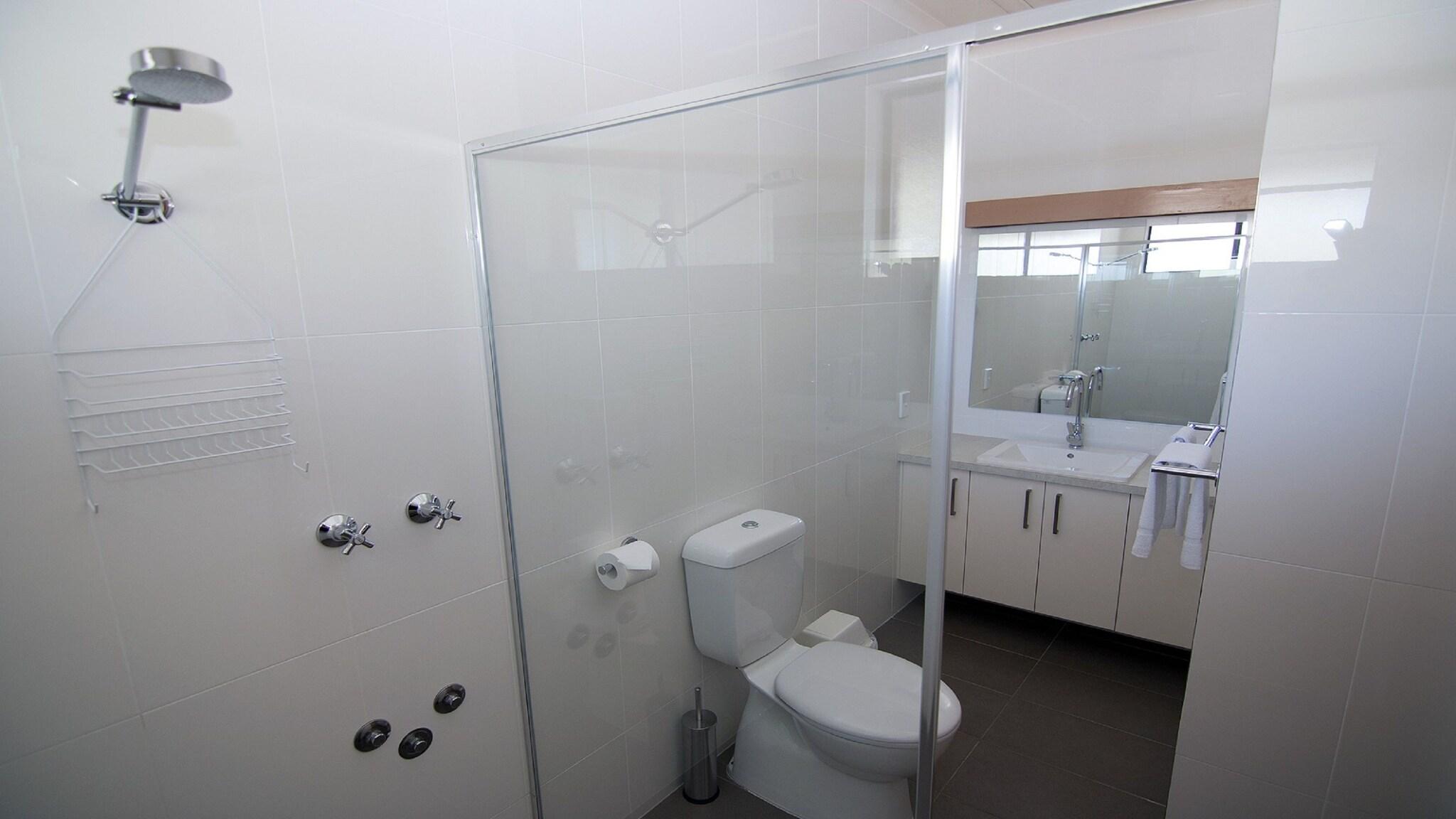 Double Queen Size Bed