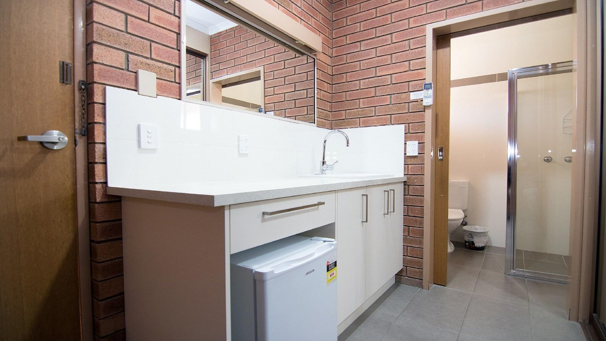 Cabin Queen Size Bed